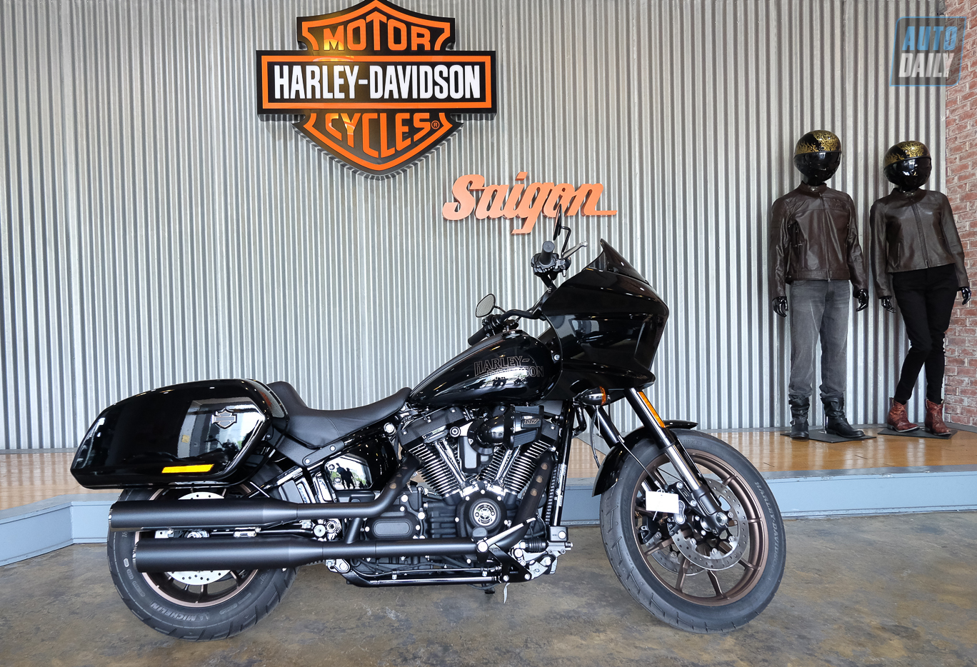 Cận cảnh Harley-Davidson Low Rider ST 2022 có giá bán từ 759 triệu đồng Harley-Davidson Low Rider ST 2022 (4).jpg