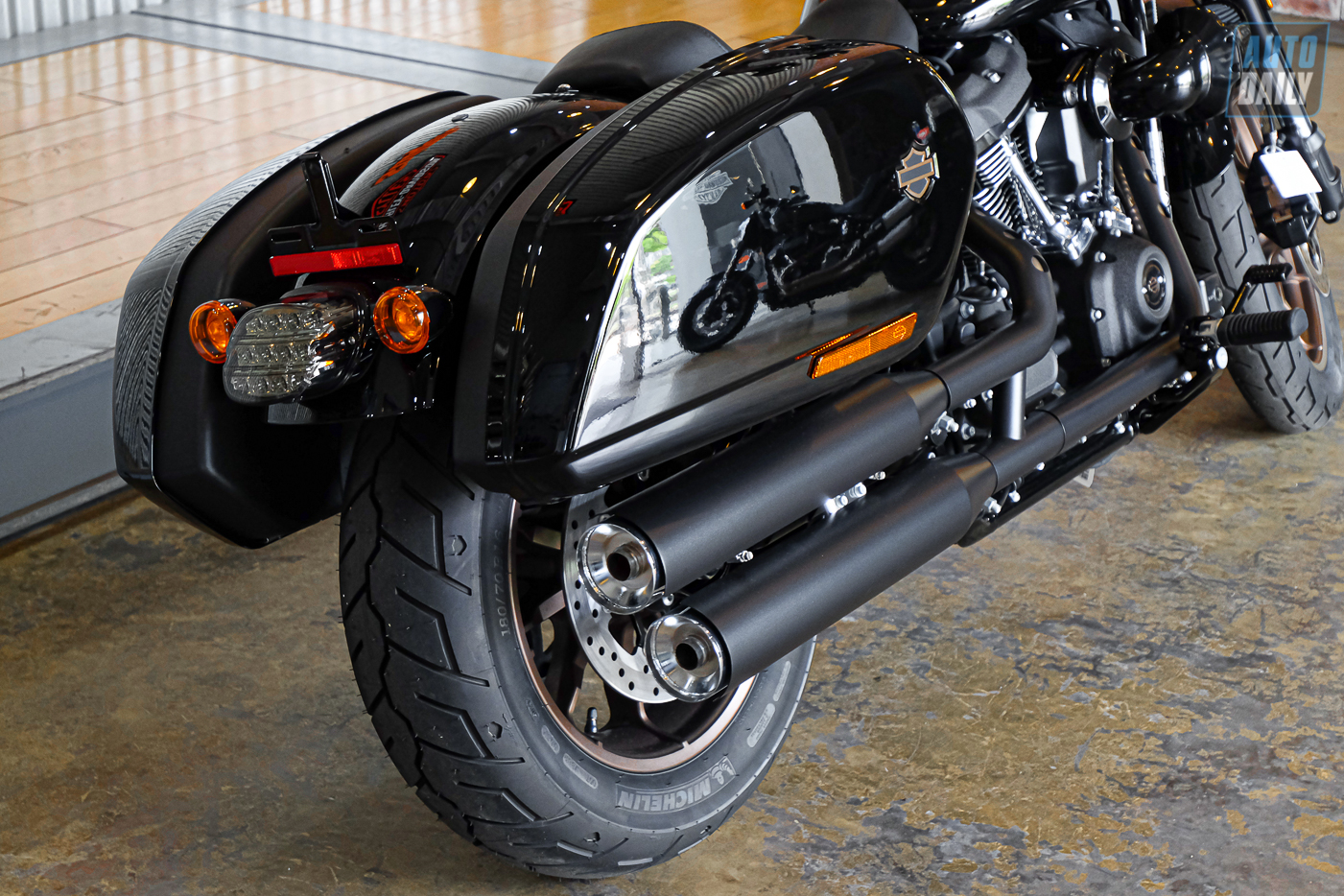 Cận cảnh Harley-Davidson Low Rider ST 2022 có giá bán từ 759 triệu đồng Harley-Davidson Low Rider ST 2022 (7).jpg