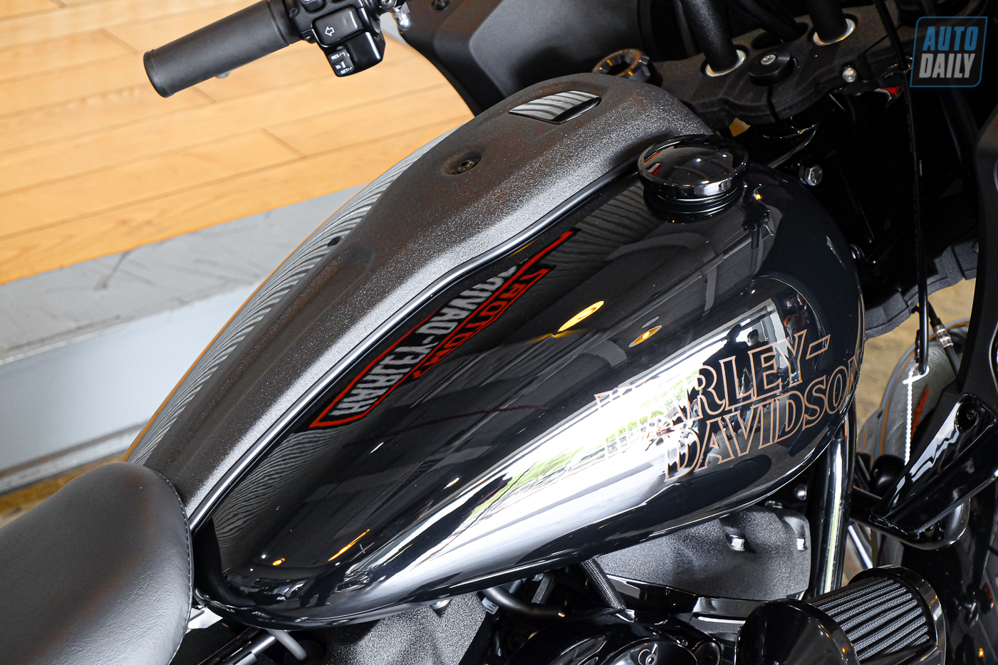 Cận cảnh Harley-Davidson Low Rider ST 2022 có giá bán từ 759 triệu đồng Harley-Davidson Low Rider ST 2022 (9).jpg