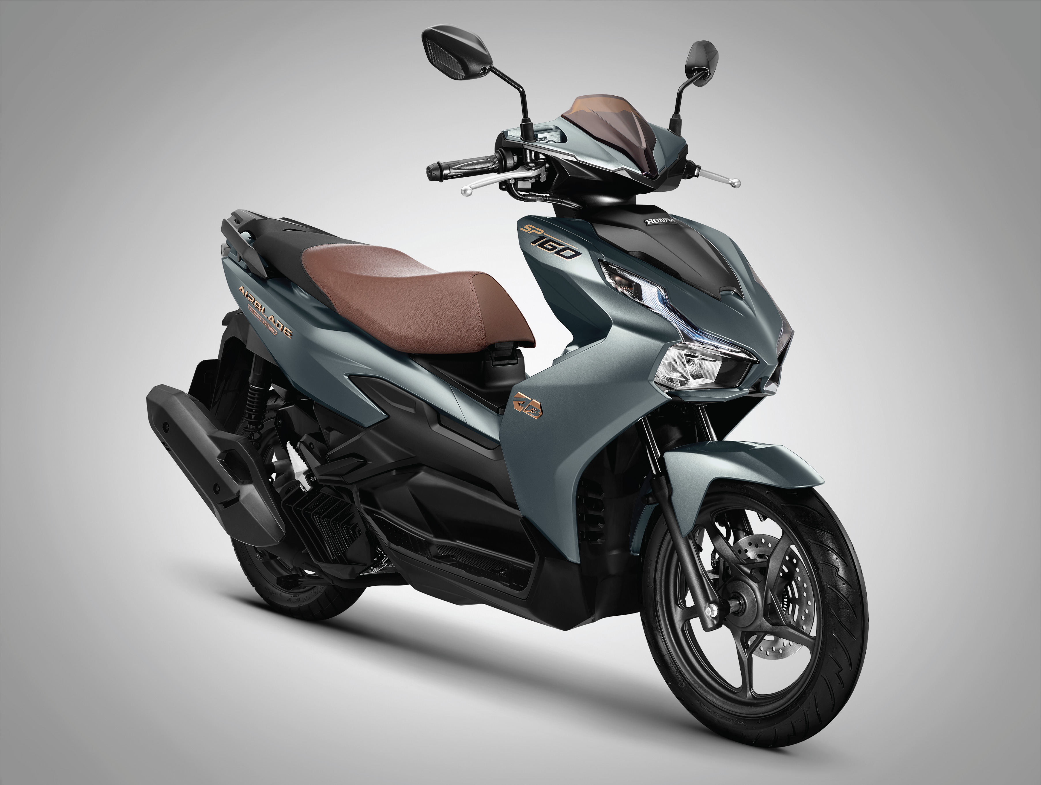 Honda Air Blade 2023 ra mắt, thêm bản 160cc mạnh mẽ hơn, giá từ 42,09 triệu đồng honda-airblade-160-08.jpg