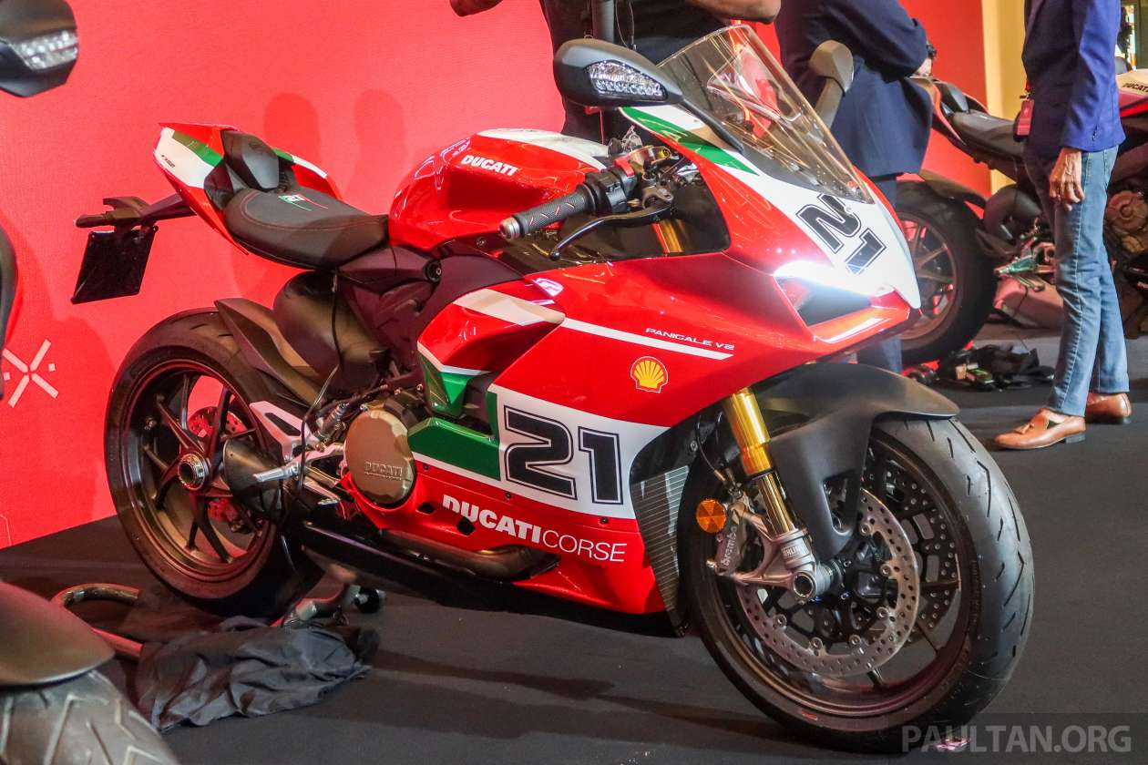 Ducati Panigale V2 2022 phiên bản kỷ niệm có giá từ 31.100 USD tại ĐNÁ Ducati-Panigale-V2-Troy-Bayliss-2022 (8).jpg