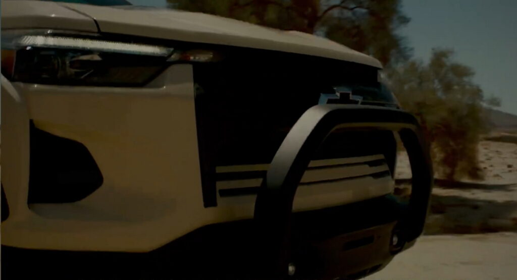 Chevrolet Colorado 2023 tung video nhá hàng, chốt lịch ra mắt vào 28/7 2023-chevrolet-colorado-zr2-teaser-1-1024x555.jpg