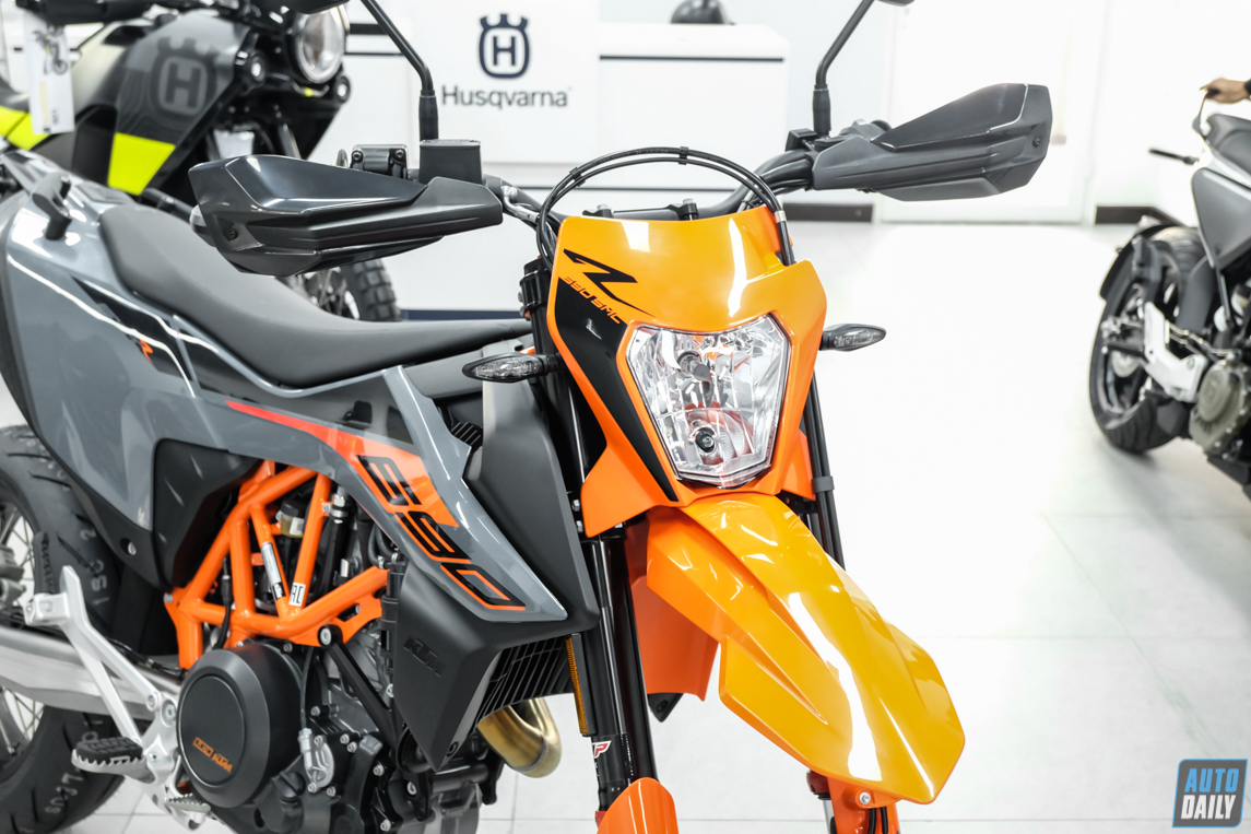 KTM 690 SMC R – Xe cào cào đa địa hình có giá bán hơn 600 triệu đồng tại VN KTM SMC 690 (4).jpg