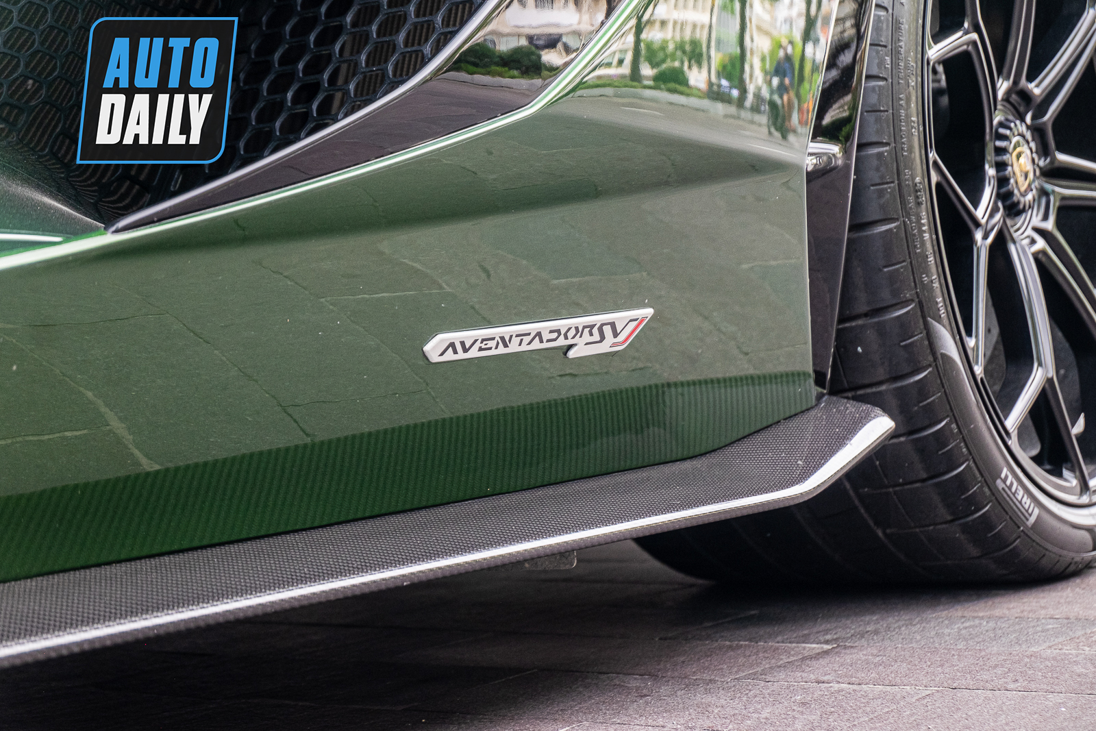 Bắt gặp Lamborghini Aventador SVJ triệu đô màu độc nhất Việt Nam lamborghini-aventador-svj-viet-nam-autodaily-7.JPG