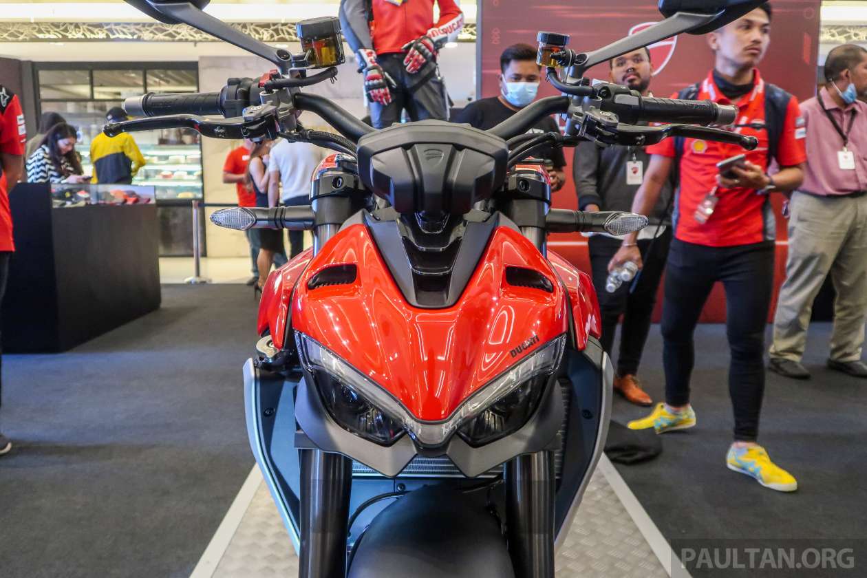 Ducati-Streetfighter-V2-2022%20(3).jpg
