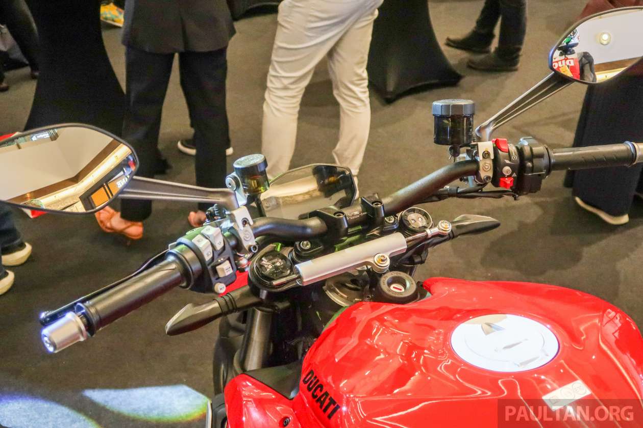 Ducati-Streetfighter-V2-2022%20(5).jpg