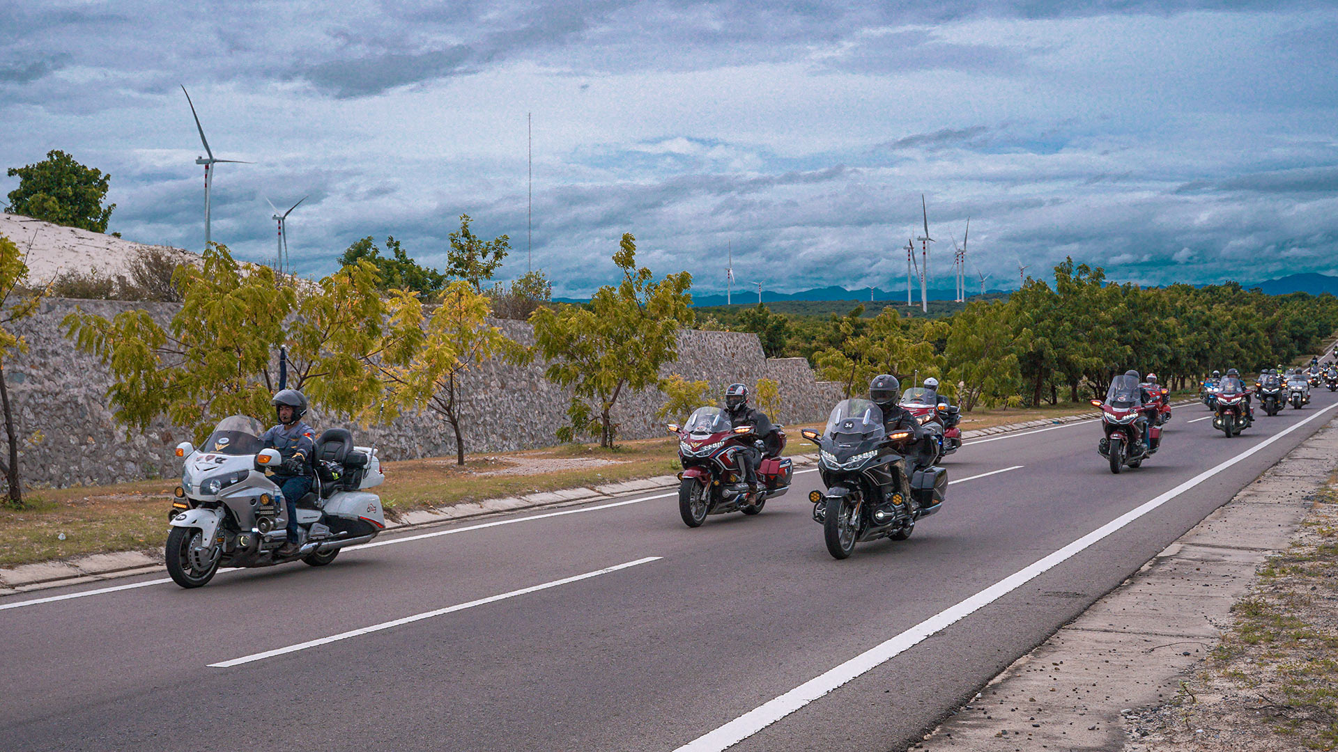 Kỷ luật thép trong hành trình 96 giờ chinh phục Mũi Điện cùng Honda BigBike Việt Nam honda-bigbike-1.jpg