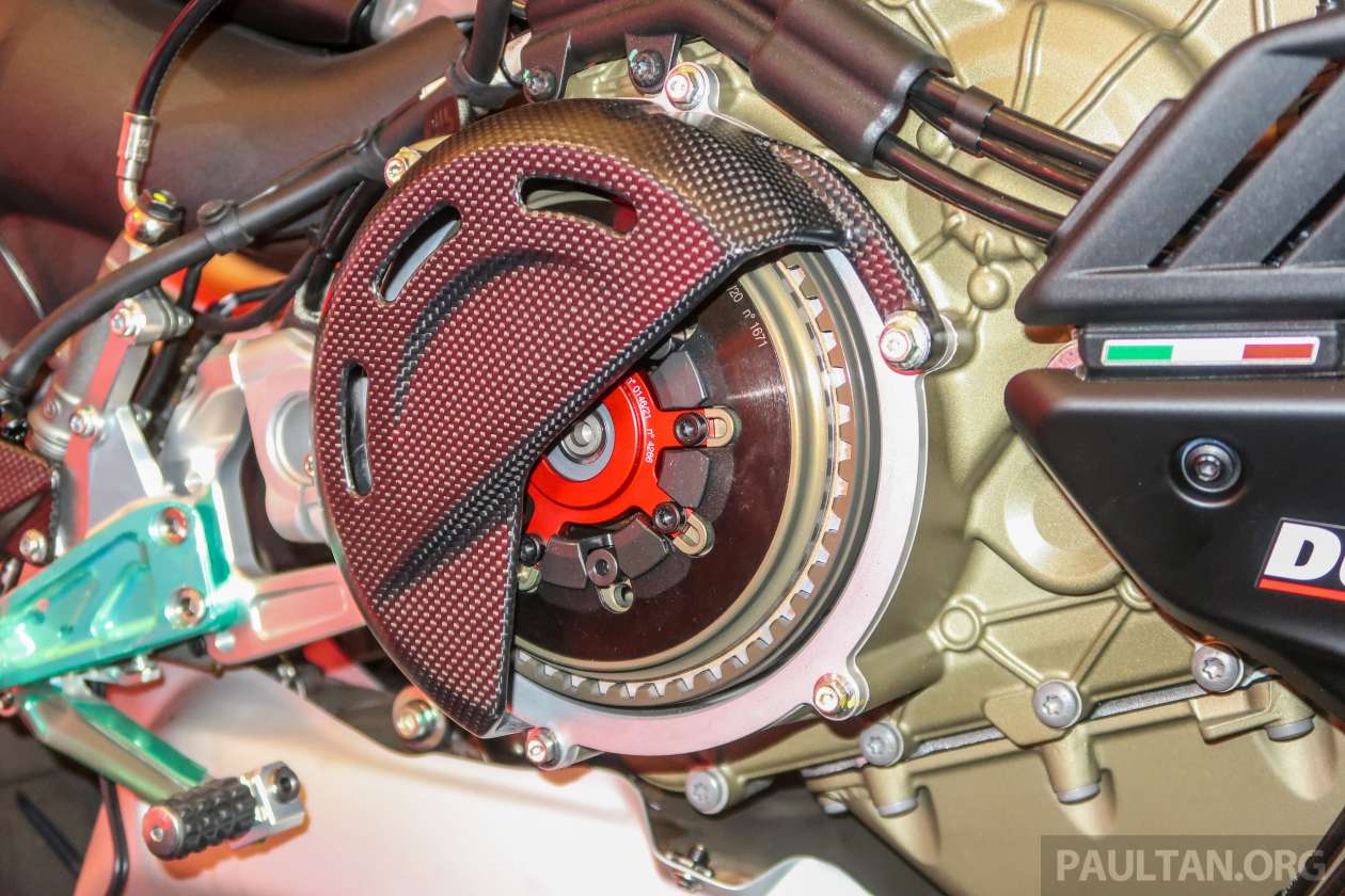 Ducati-Streetfighter-V4-SP-2022%20(1).jpg