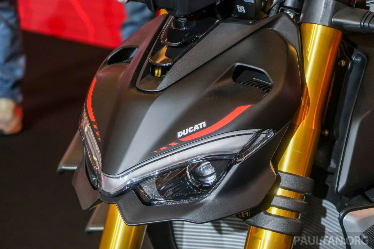 Ducati-Streetfighter-V4-SP-2022%20(2).jpg