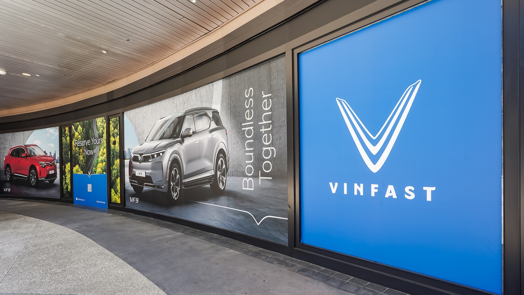 Cận cảnh showroom VinFast sẽ khai trương trong tuần này tại California (Mỹ) vf-sm-16x9-12.jpg
