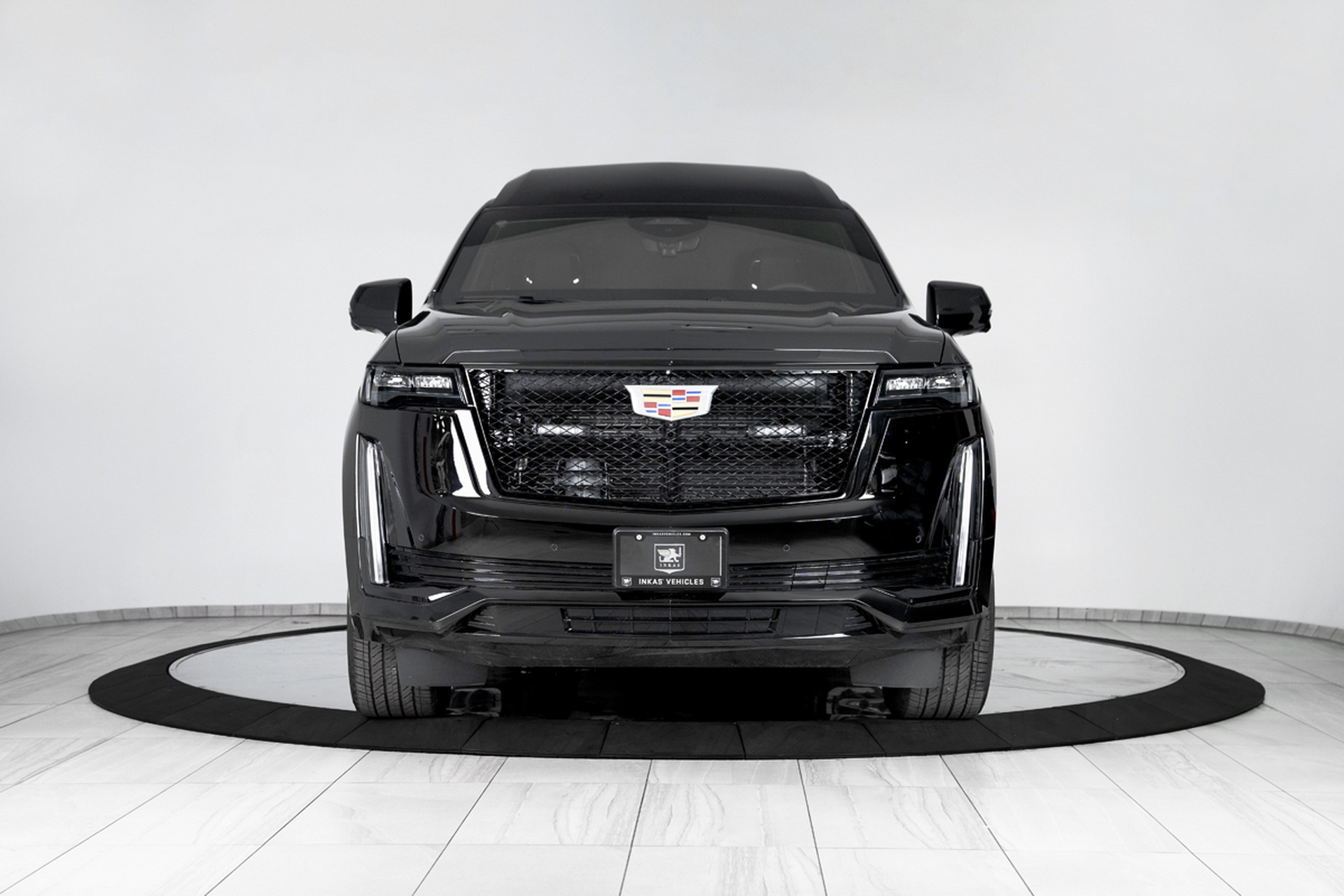 Đây là chiếc Cadillac Escalade bọc thép cực đỉnh dành cho các yếu nhân inkas-armored-cadillac-escalade-chairman-2.jpg