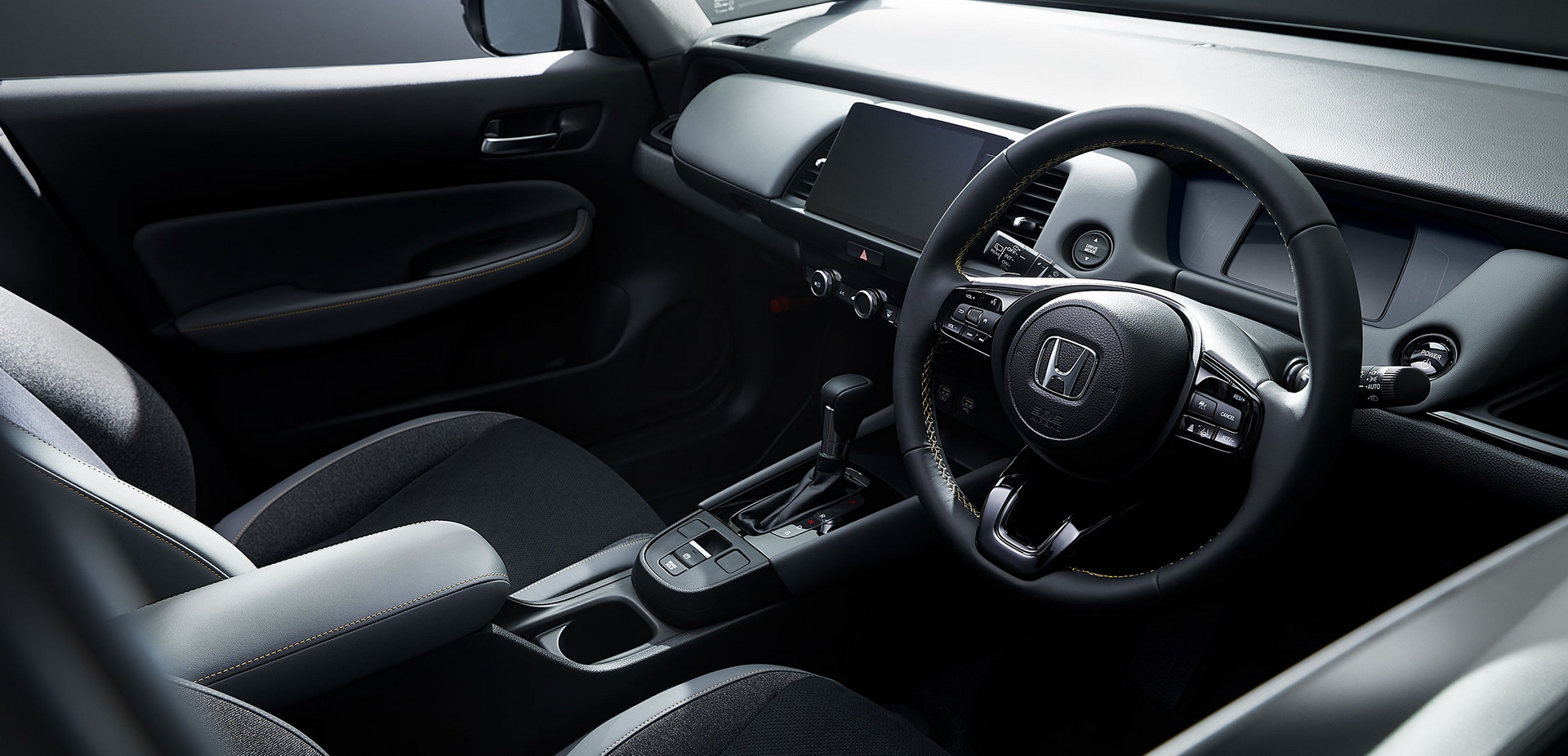 Honda Fit 2023 sở hữu động cơ mạnh mẽ hơn, đi kèm phiên bản RS mới honda-fit-rs-4.jpg