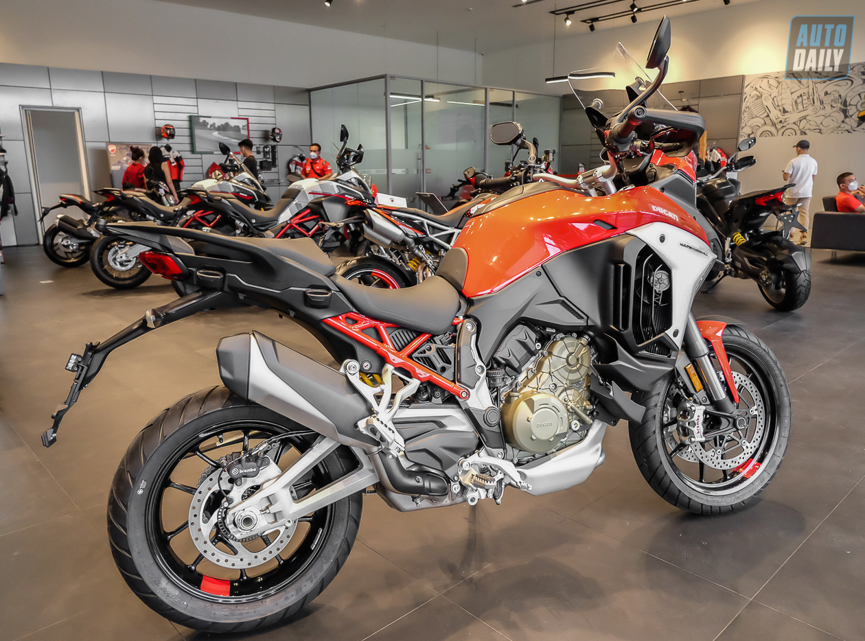 Đây là chiếc mô tô bán chạy nhất của Ducati mà anh em biker nào cũng muốn Ducati Multistrada V4 S (1).jpg