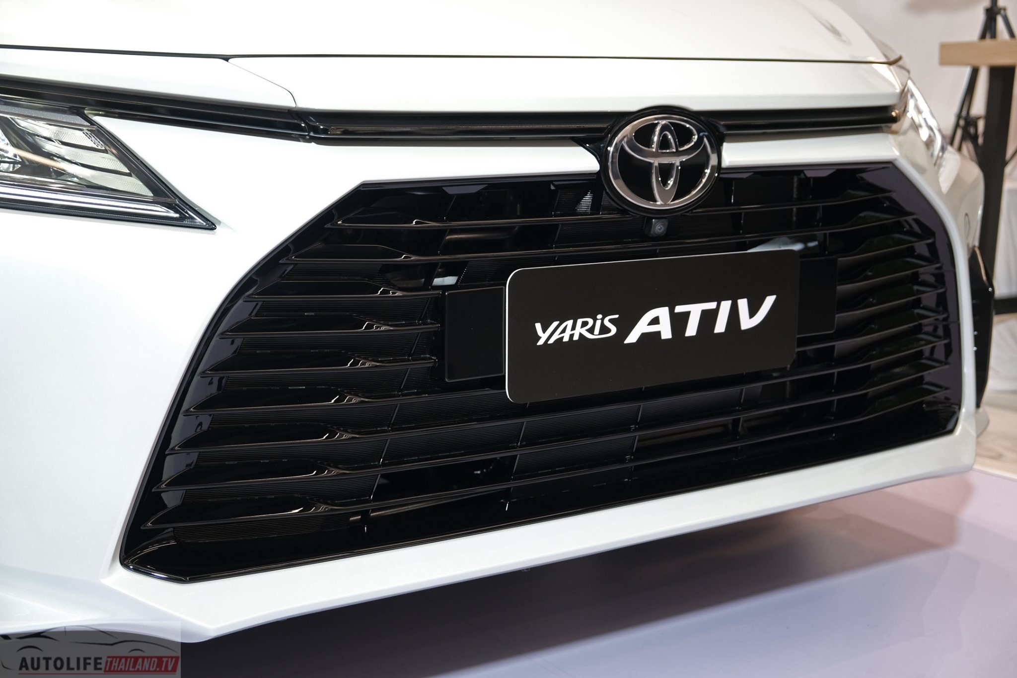 Ảnh thực tế Toyota Vios 2023 vừa ra mắt, về Việt Nam sẽ tiếp tục là vua doanh số? vios-2023-x31.jpeg