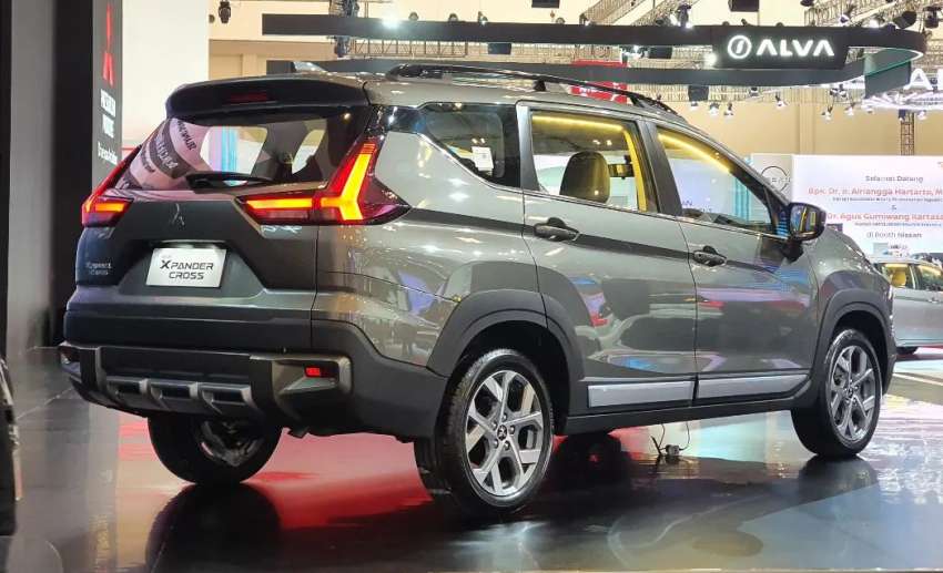 Mitsubishi Xpander Cross 2023 ra mắt, giá quy đổi từ 492 triệu đồng 2022-mitsubishi-xpander-cross-giias-5-e1660206982825-850x517.jpeg