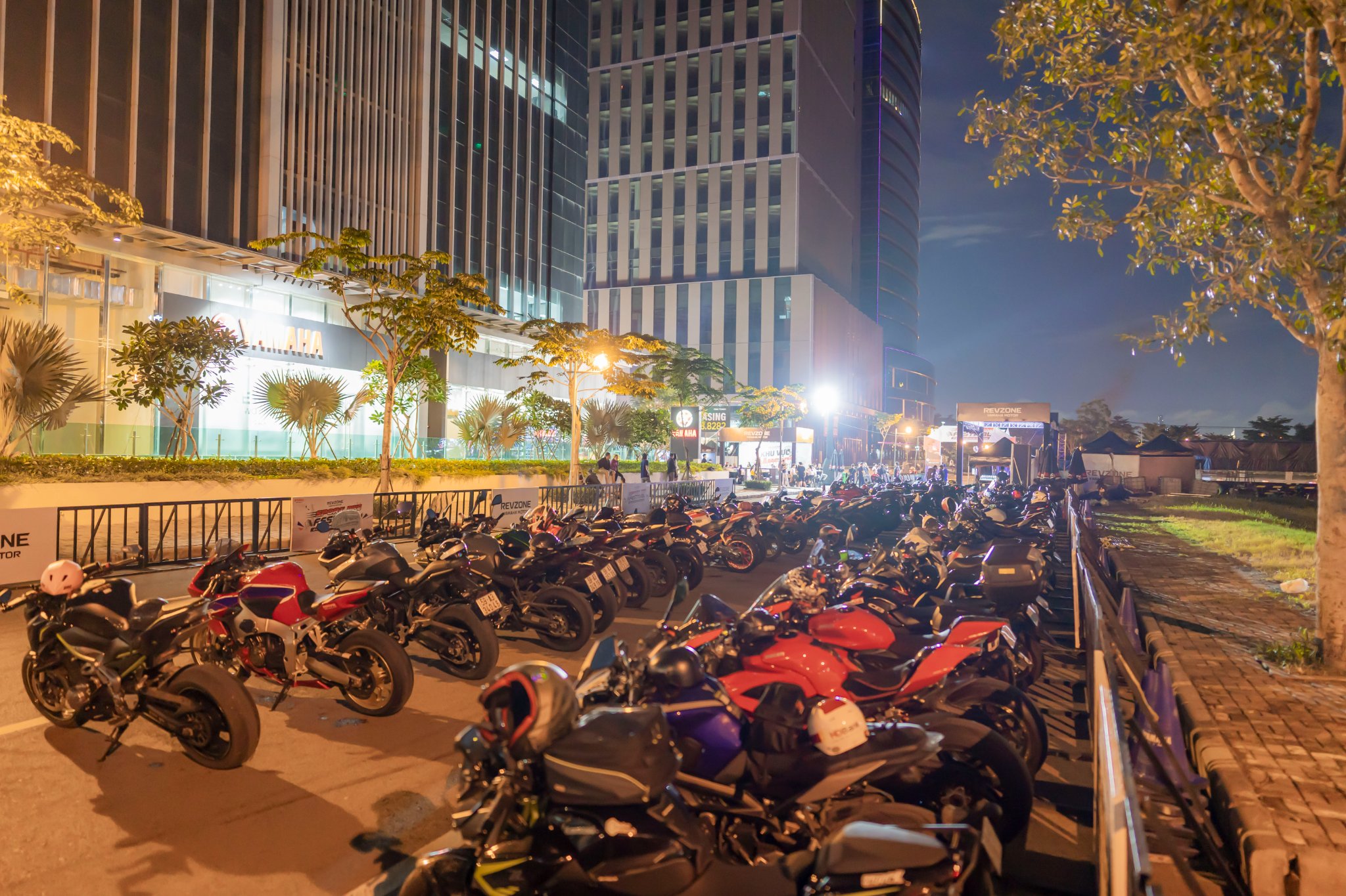 Sport Bike Festival – Lễ hội xe mô tô thể thao thú vị diễn ra tại Sài Gòn Sport Bike Festival  (1).jpg