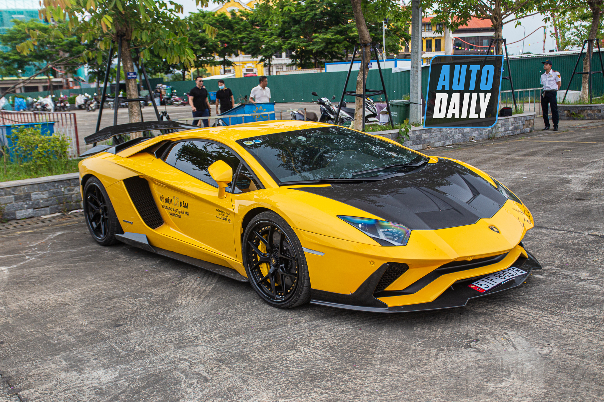 Chi tiết Lamborghini Aventador S độ khủng giá 45 tỷ lamborghini-aventador-s-45-ty-do-khung-autodaily-1.JPG