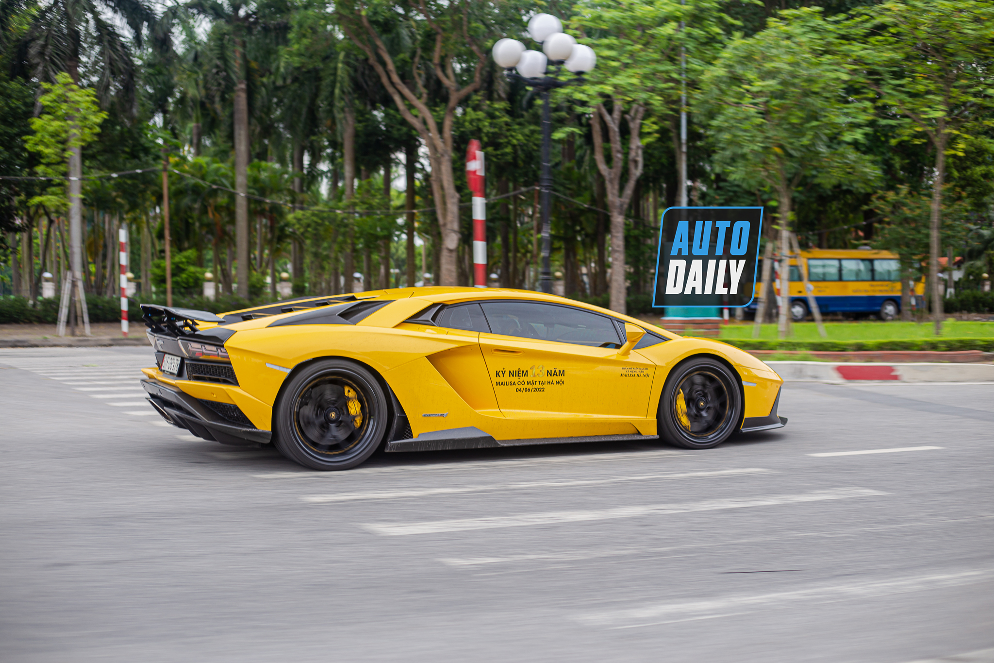 Chi tiết Lamborghini Aventador S độ khủng giá 45 tỷ lamborghini-aventador-s-45-ty-do-khung-autodaily-18.JPG