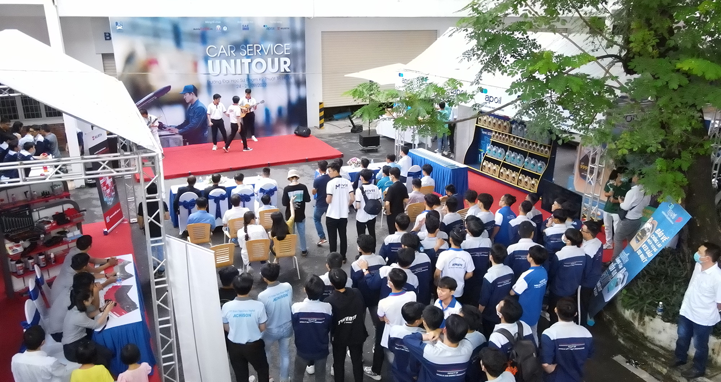 Chương trình Car Service UniTour lần thứ 4 vừa diễn ra tại Sài Gòn Toan canh chuong trinh.JPG