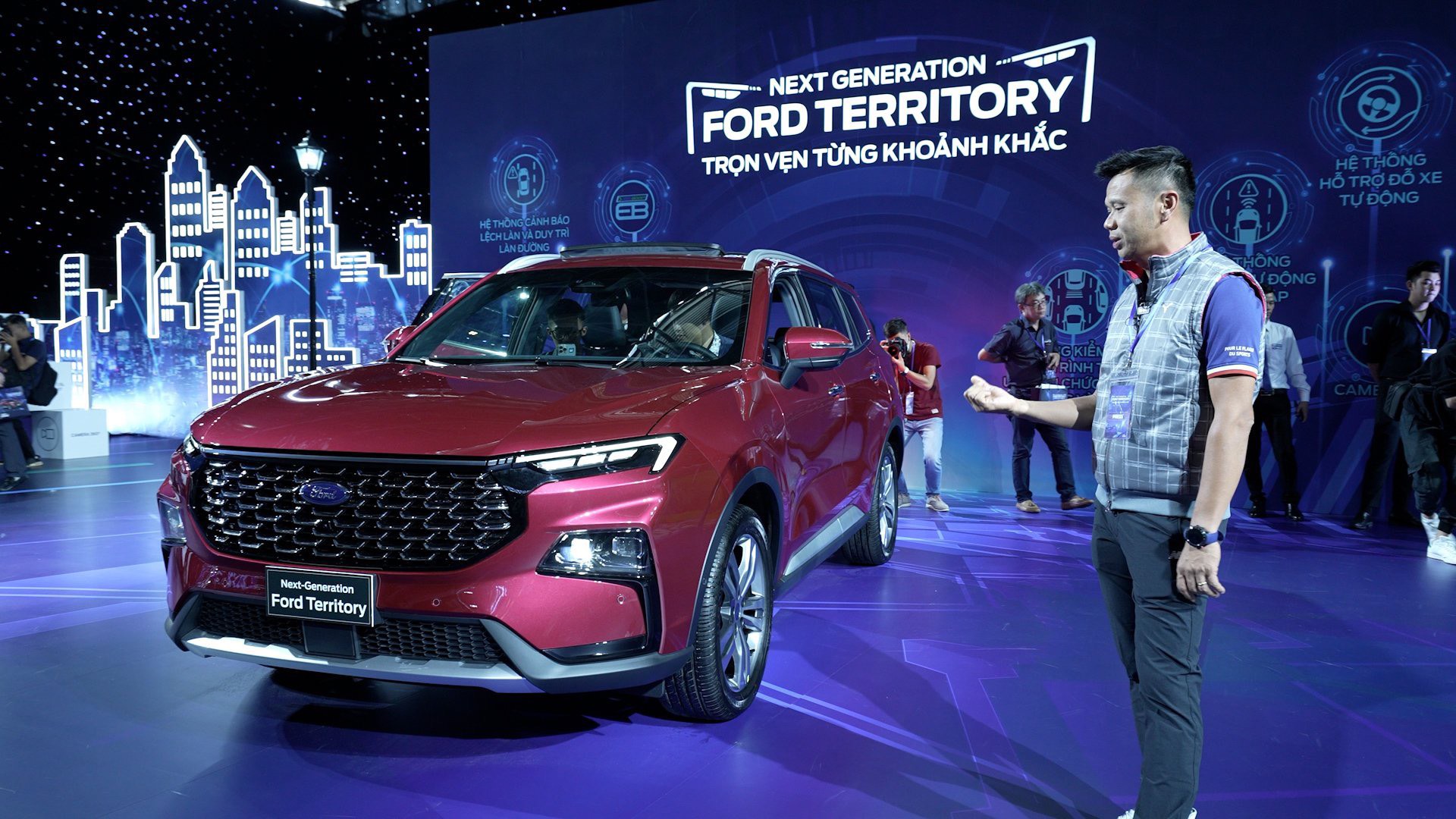 Trải nghiệm nhanh Ford Territory 2023 - Giá hơn 800 triệu, nhiều công