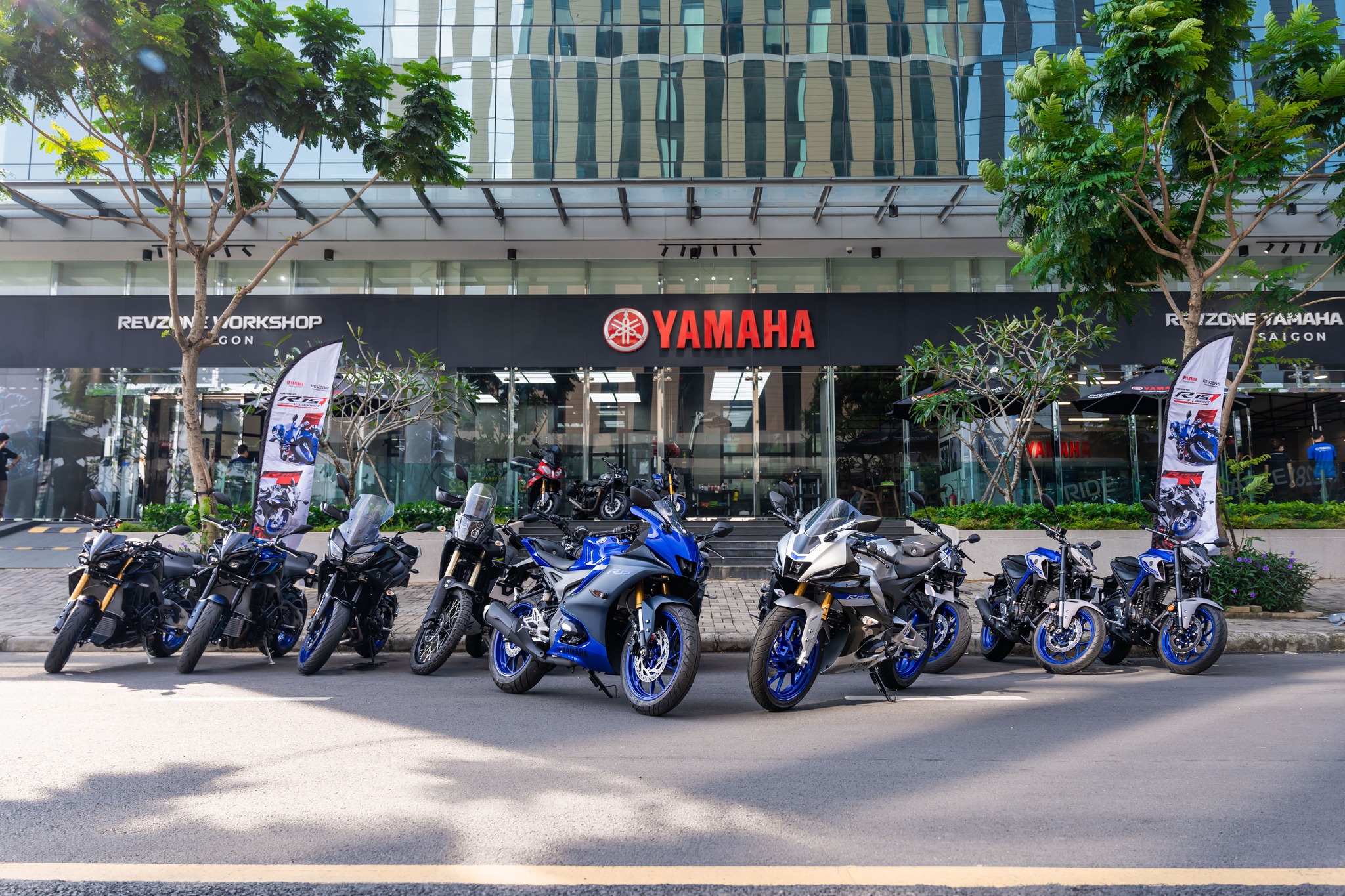 Revzone Yamaha Motor tổ chức chương trình lái thử YZF-R15 2022 tại Sài Gòn Revzone Yamaha Motor (3).jpg