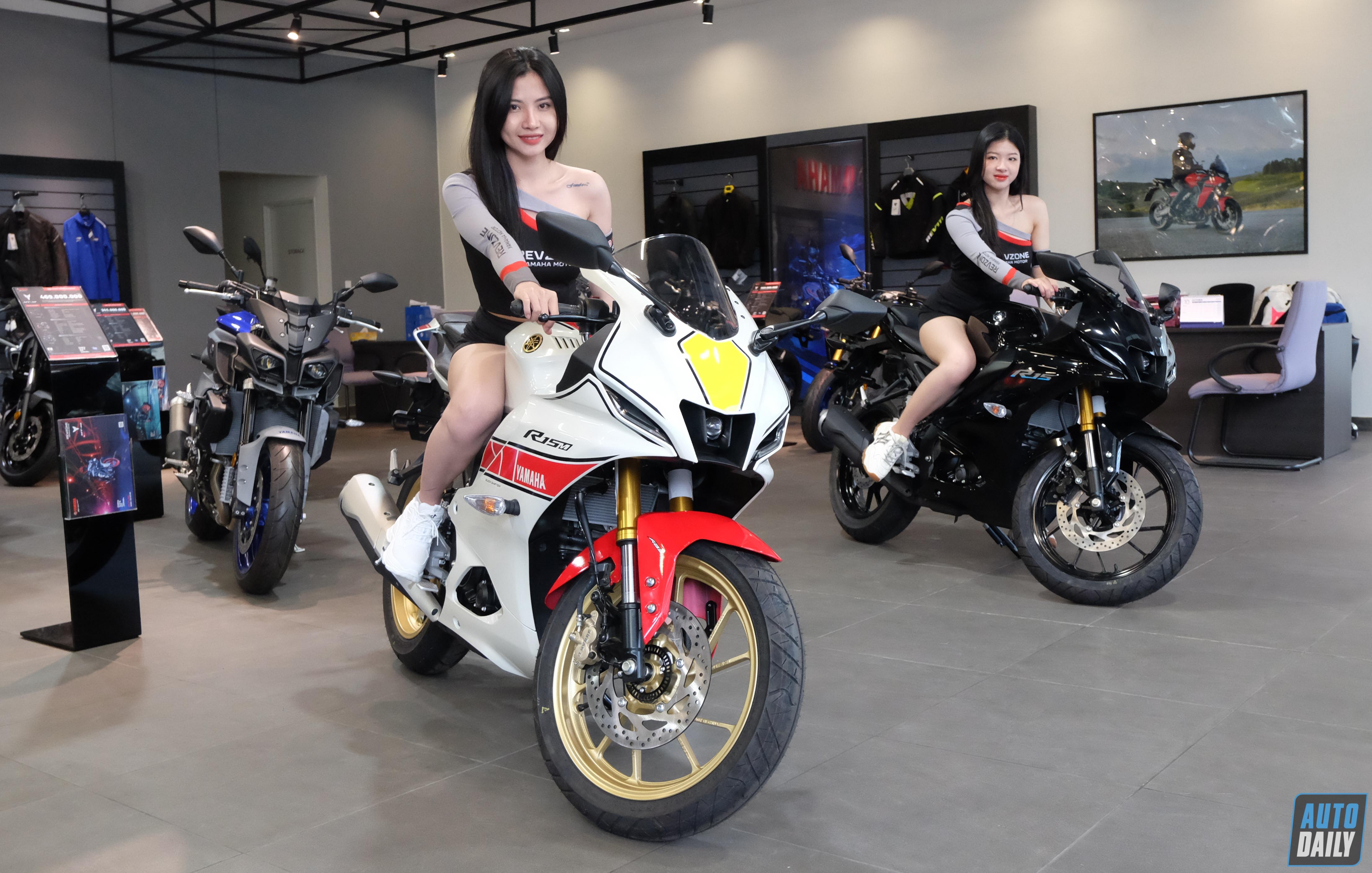 Revzone Yamaha Motor tổ chức chương trình lái thử YZF-R15 2022 tại Sài Gòn
