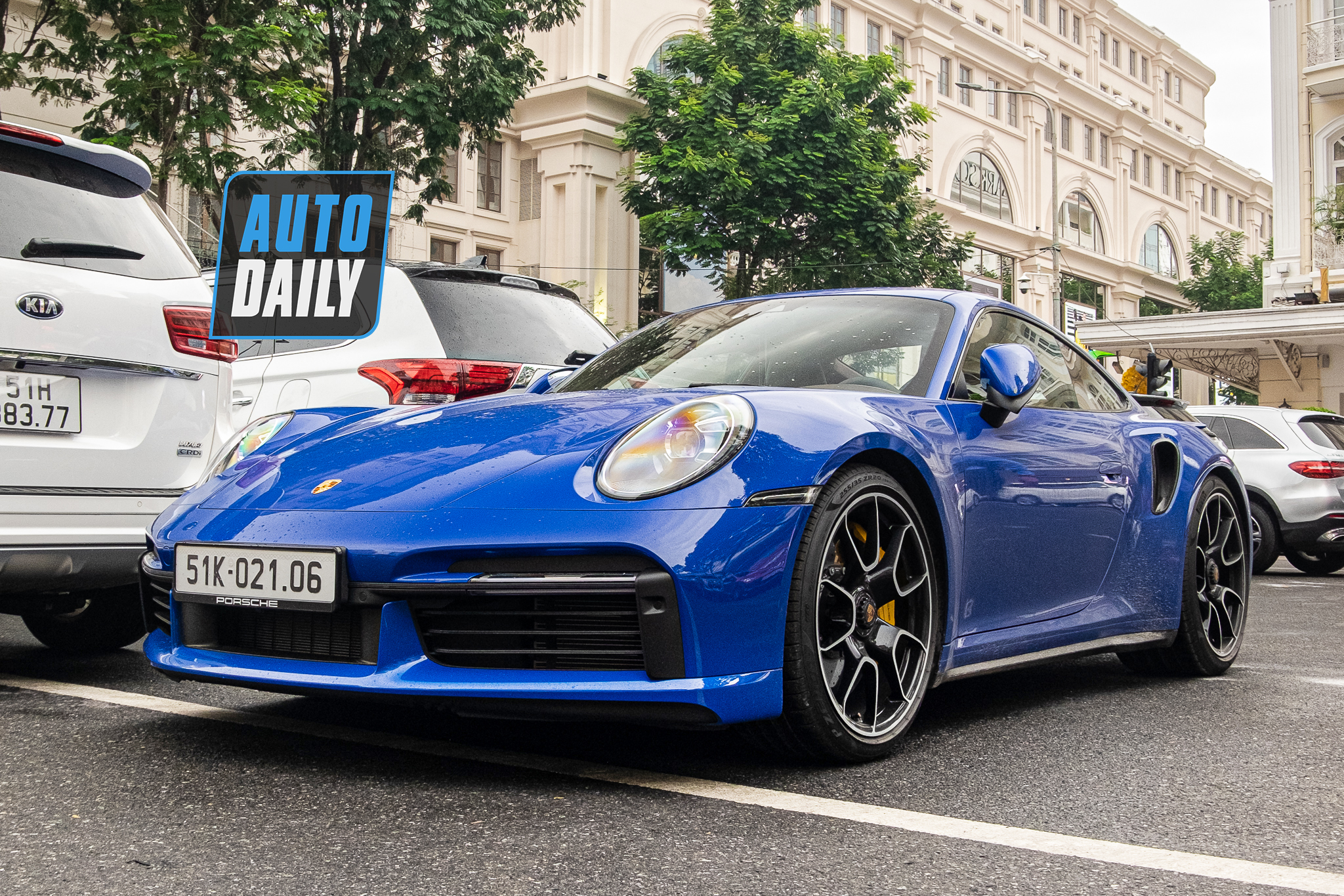 Cận cảnh Porsche 911 Turbo S thứ hai về Việt Nam, giá trị không dưới 16 tỷ đồng porsche-911-turbo-s-thu-hai-viet-nam-autodaily-12.JPG