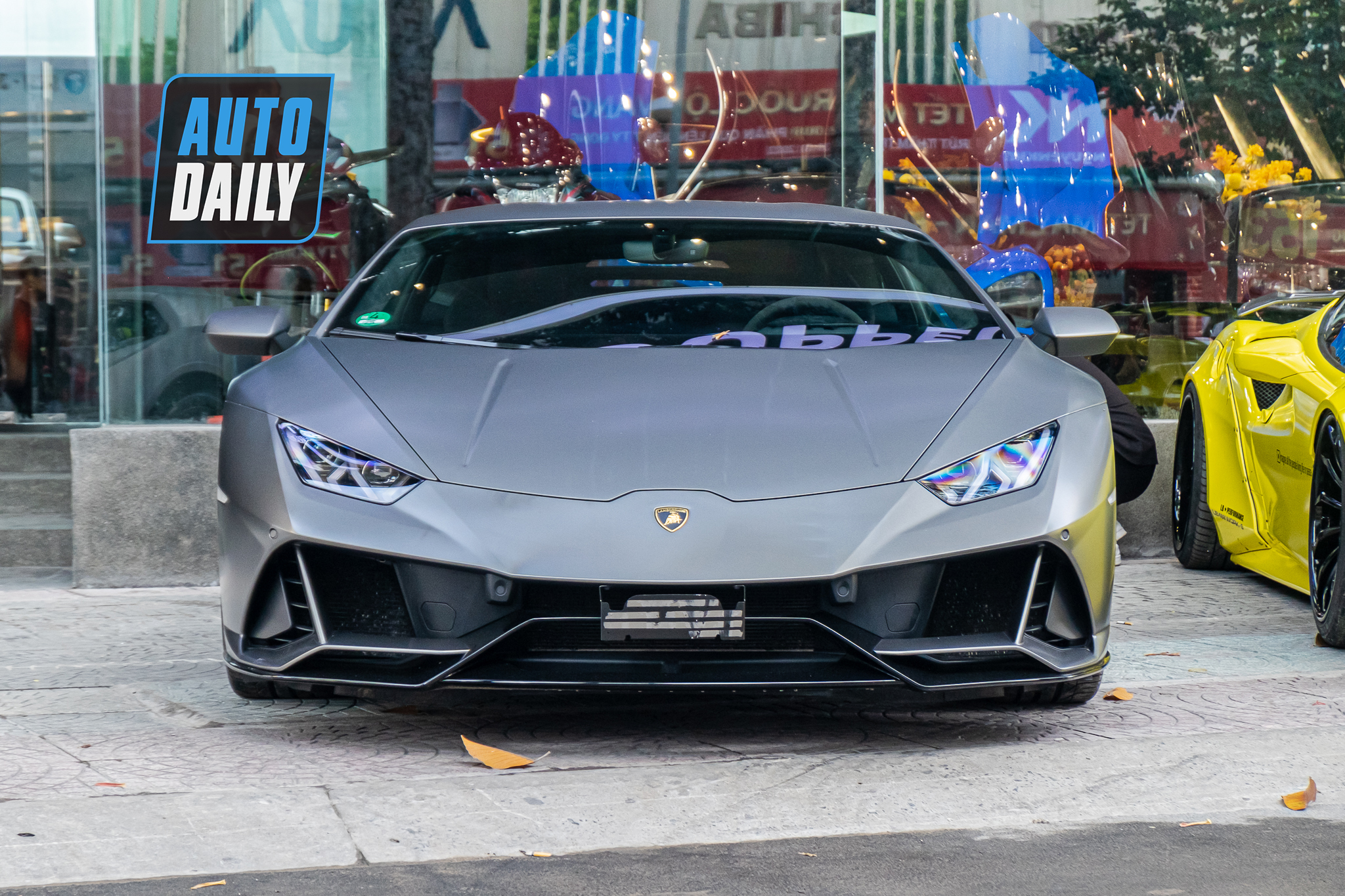 Có gì đặc biệt trên Lamborghini Huracan EVO AWD triệu đô độc nhất Việt Nam? lamborghini-huracan-evo-awd-autodaily-3.JPG