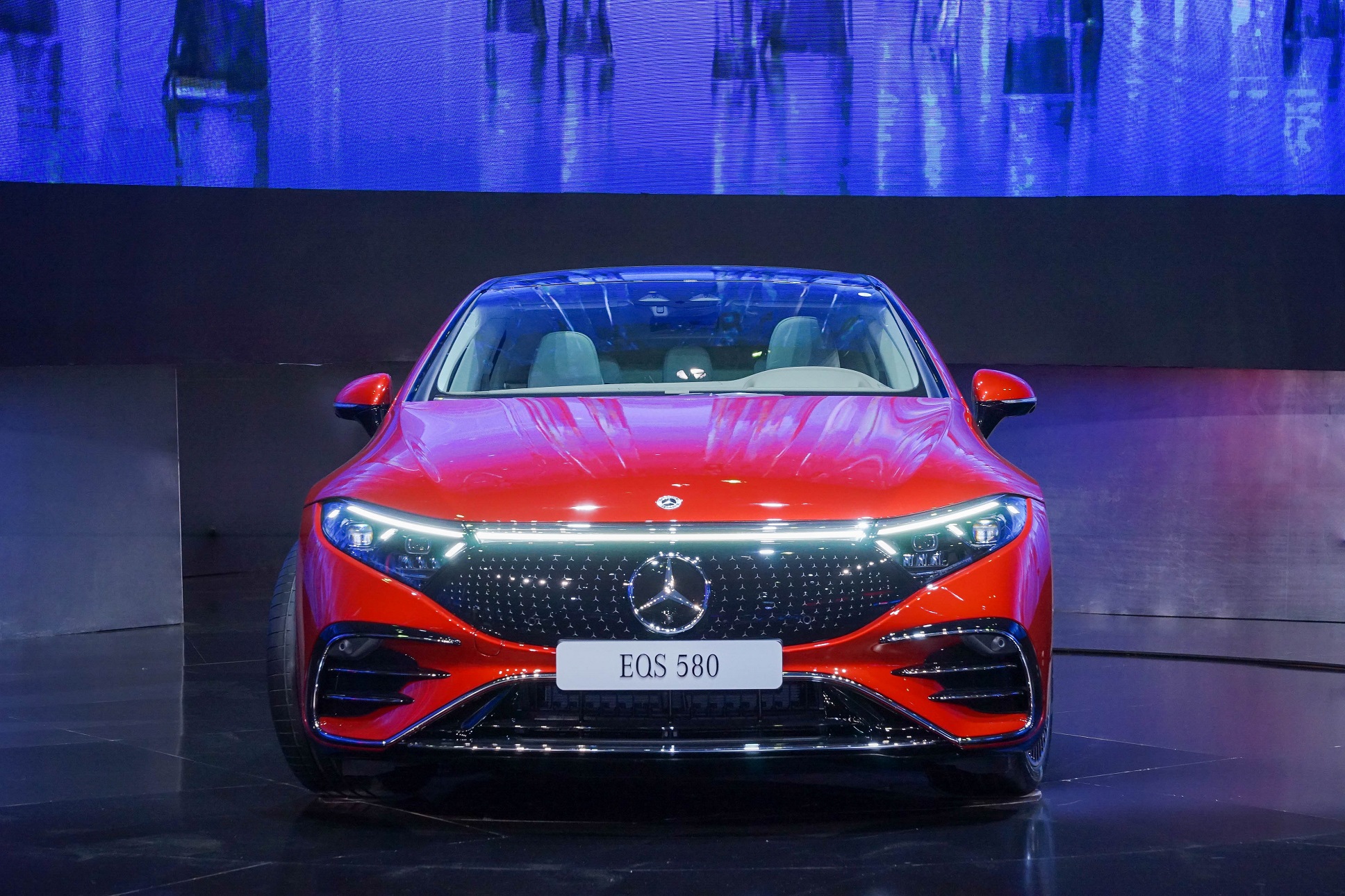 Chi tiết Mercedes-Benz EQS 2023 vừa ra mắt thị trường Việt Nam mercedes-benz-eqs-2023-8.jpg
