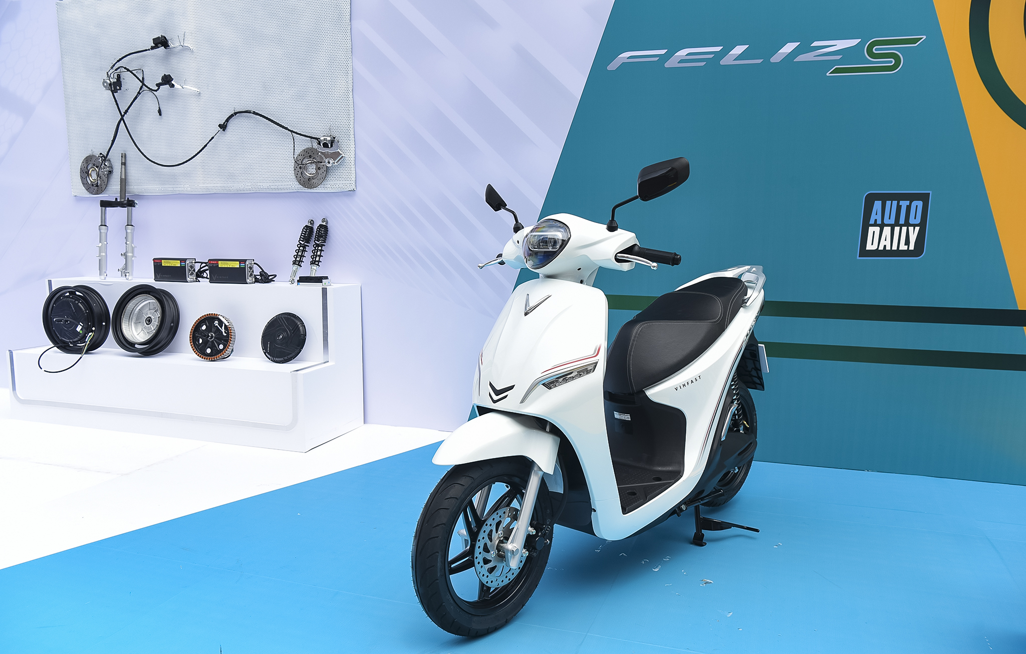 Điểm mặt xe máy điện trong tầm giá dưới 30 triệu đồng đáng cân nhắc VinFast Feliz S.jpg
