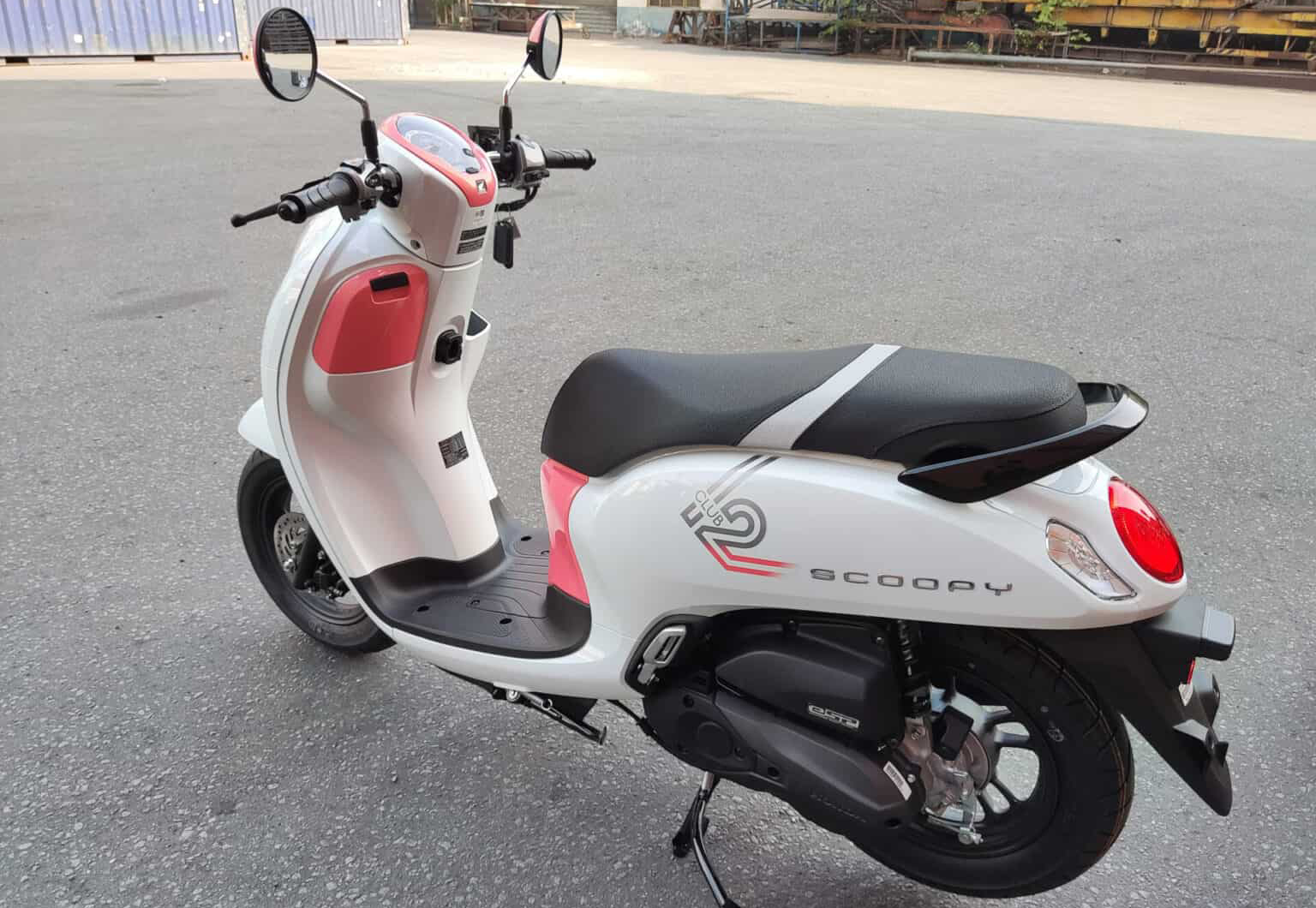 Honda Scoopy 2023 nhập Thái về Việt Nam, giá ngang Honda SH Honda Scoopy 2023  (4).jpg