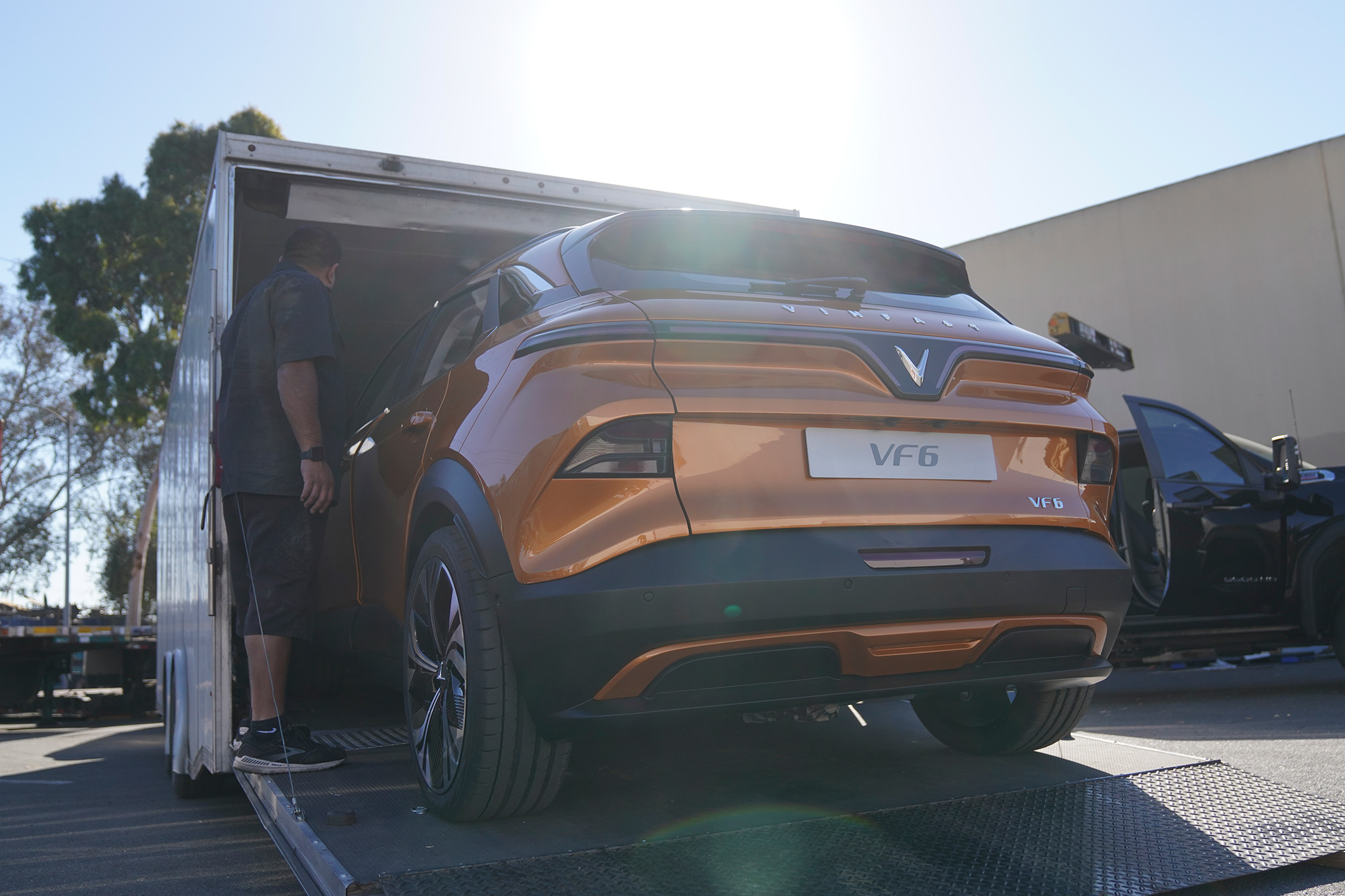 Ảnh “nóng” dàn ô tô điện VinFast đổ bộ Triển lãm Los Angeles Auto Show 2022 laas22-setupday0044.jpg