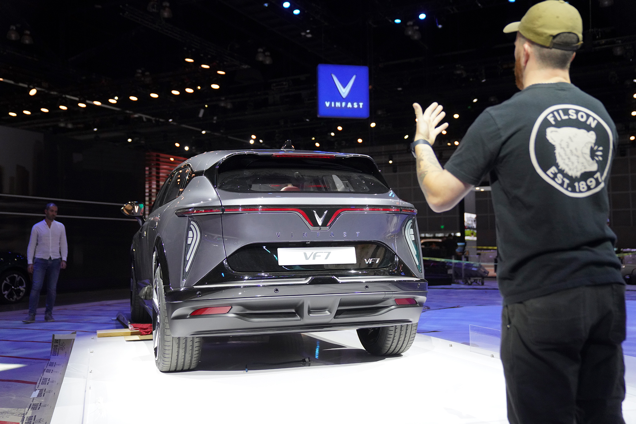 Ảnh “nóng” dàn ô tô điện VinFast đổ bộ Triển lãm Los Angeles Auto Show 2022 laas22-setupday0082.jpg
