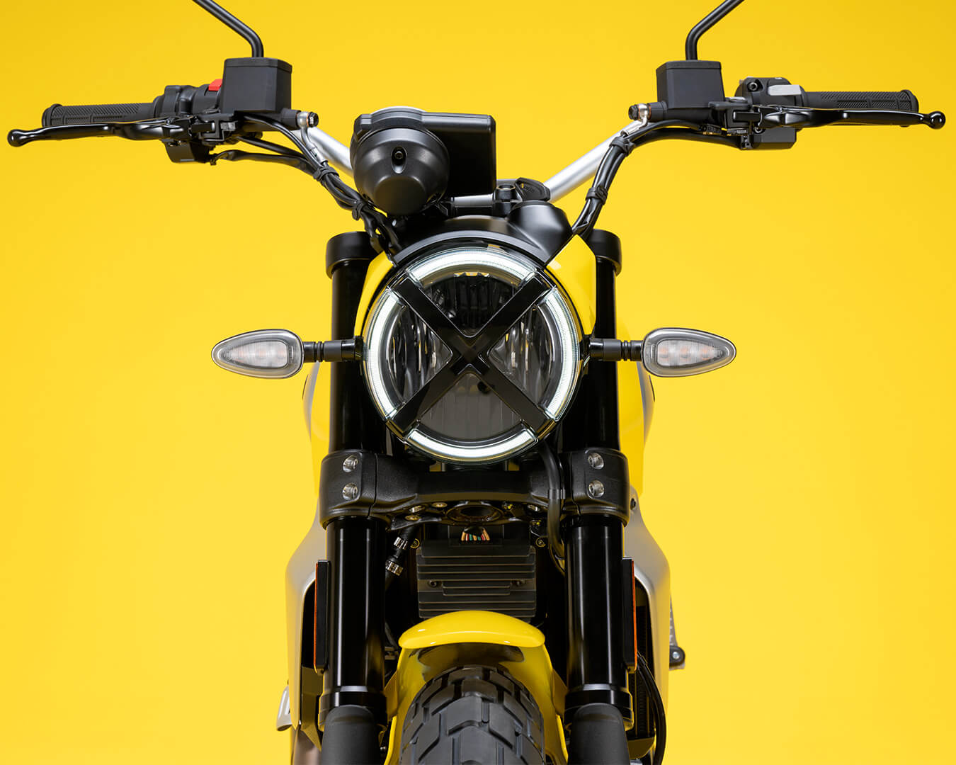 Ducati's best-selling car line has just been upgraded, with a more modern design than Ducati Scrambler Icon 2023 (1).jpg
