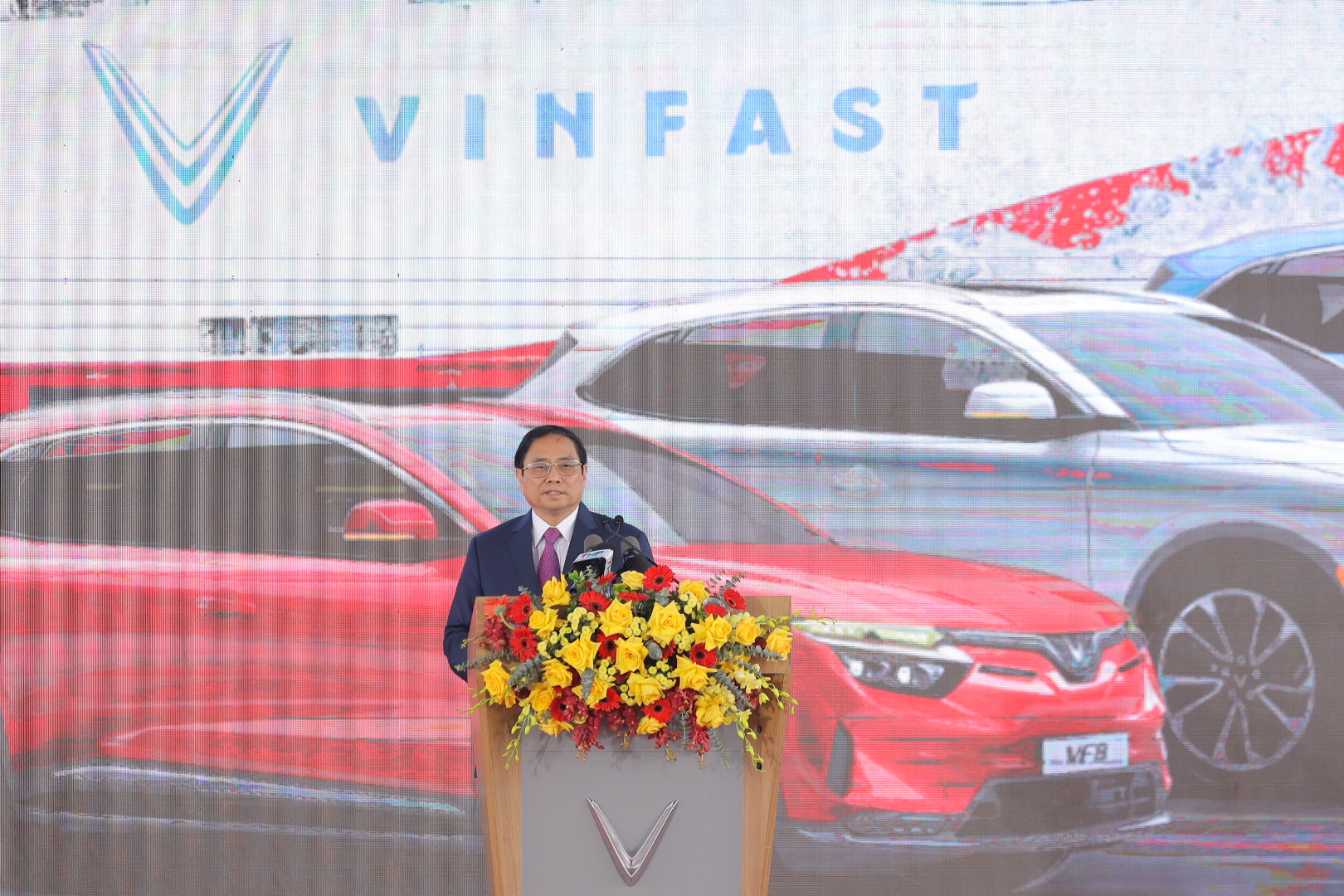 VinFast xuất khẩu lô xe điện đầu tiên ra thế giới anh-2-1.JPG