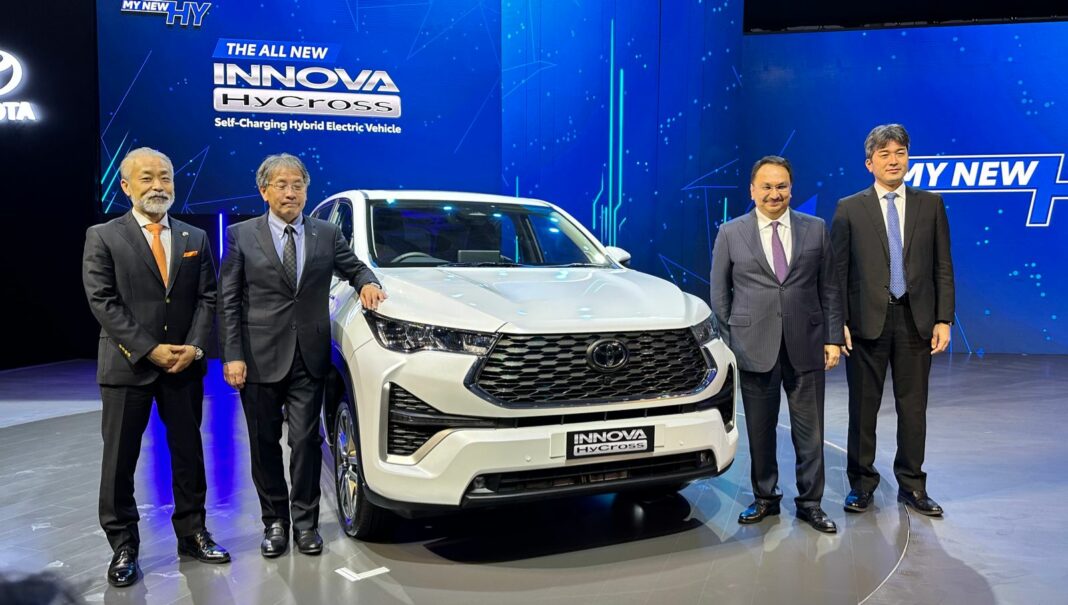 Toyota Innova 2023 tiếp tục ra mắt tại Ấn Độ, chờ về Việt Nam toyota-innova-hycross-india-6-1068x605.jpeg