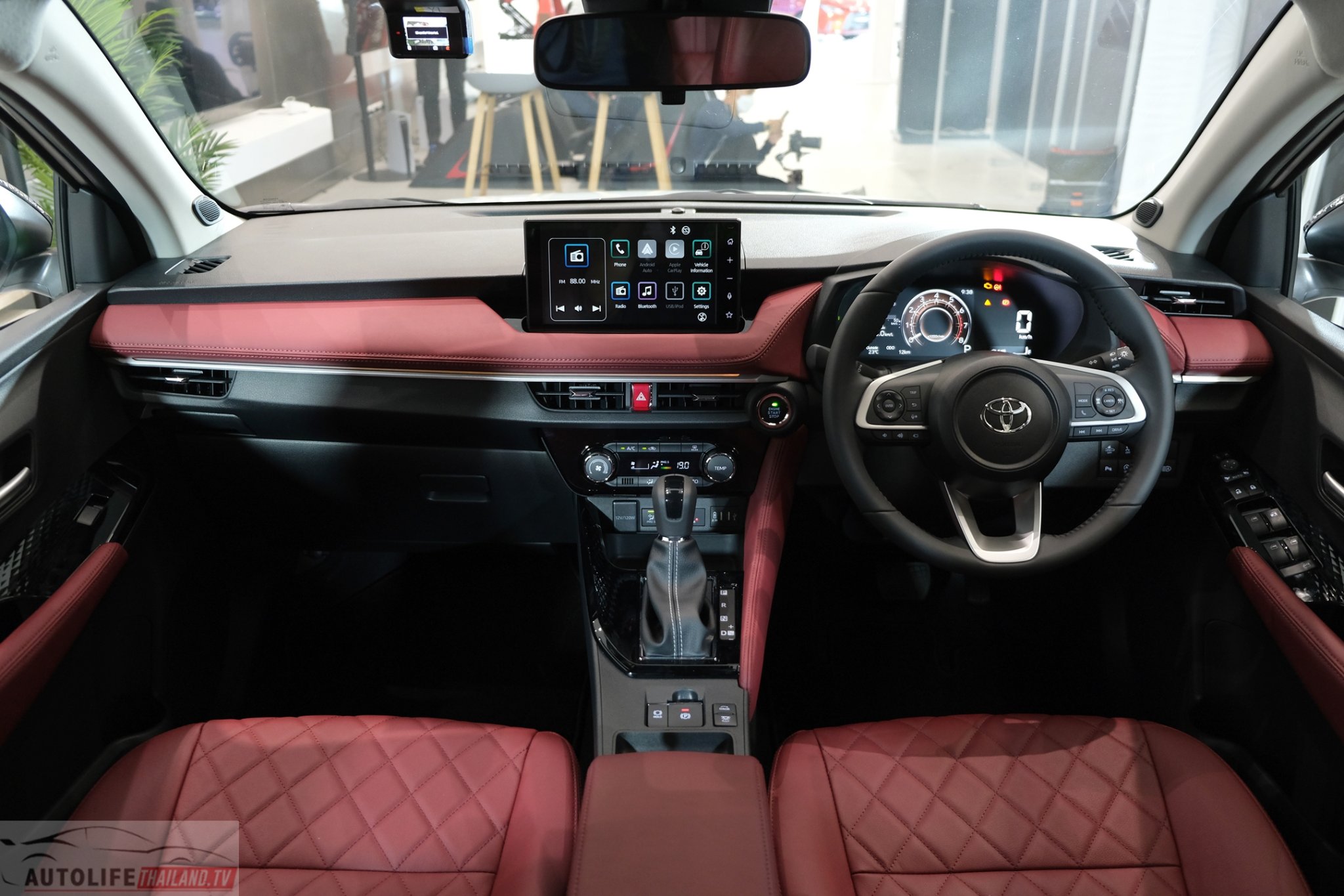 Toyota Vios 2023 cực kỳ hút khách, nhận được hơn 45.000 đơn đặt hàng vios-2023-x22.jpeg