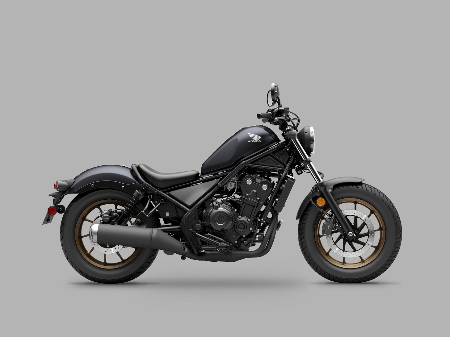 Honda Rebel 500 2023 ra mắt, giá từ 180,8 triệu đồng 23ym-cmx500-ac-black-rh-side-l.png