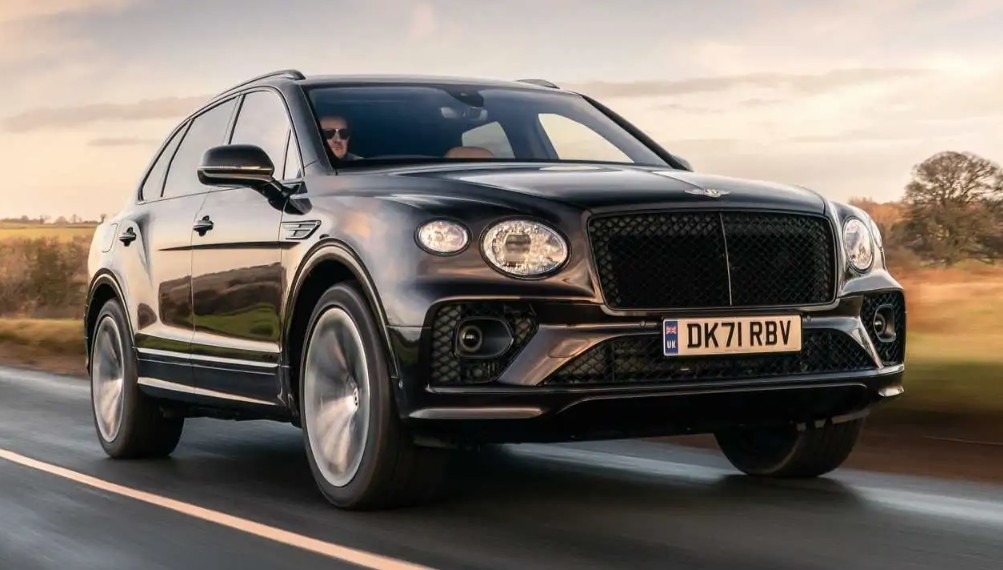 Doanh số xe Bentley bùng nổ trong năm 2022, Bentayga vẫn là 'gà đẻ trứng vàng'