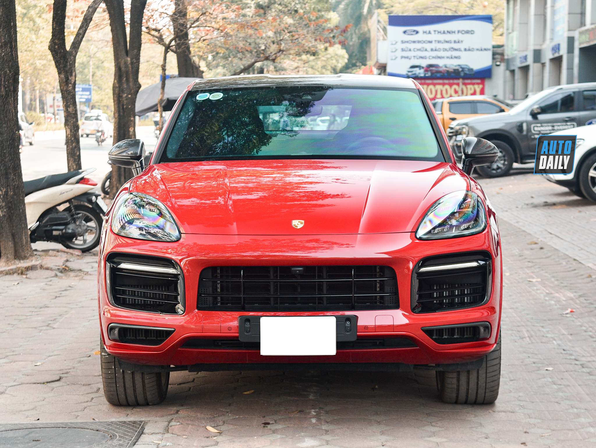 Chi tiết hàng hiếm Porsche Cayenne Coupe GTS 9,9 tỷ đồng tại Việt Nam cayenne-gts-23.jpg