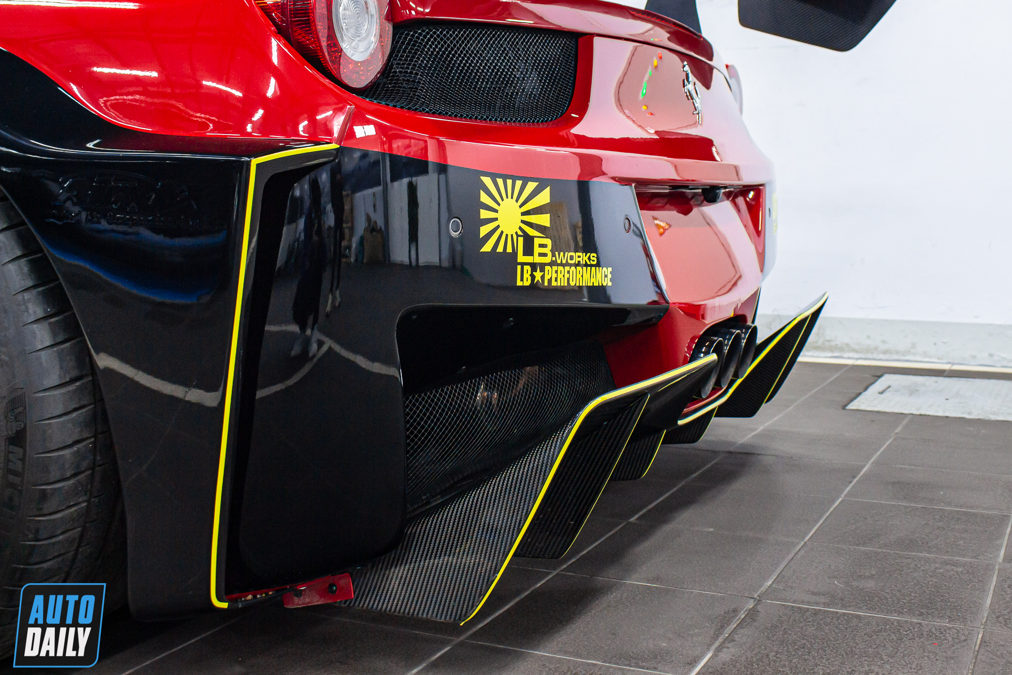 Khám phá Ferrari 458 Italia độ Liberty Walk LB-Silhouette Works độc nhất Việt Nam ferrari-458-italia-liberty-walk-autodaily-11.JPG