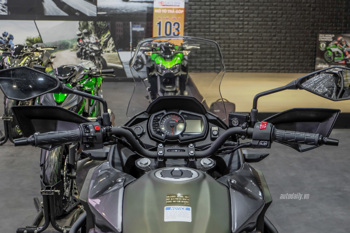 Có 200 triệu, chọn Royal Enfield Himalayan Scam hay Kawasaki Versys-X300? kawasa-versys-x-14.jpg