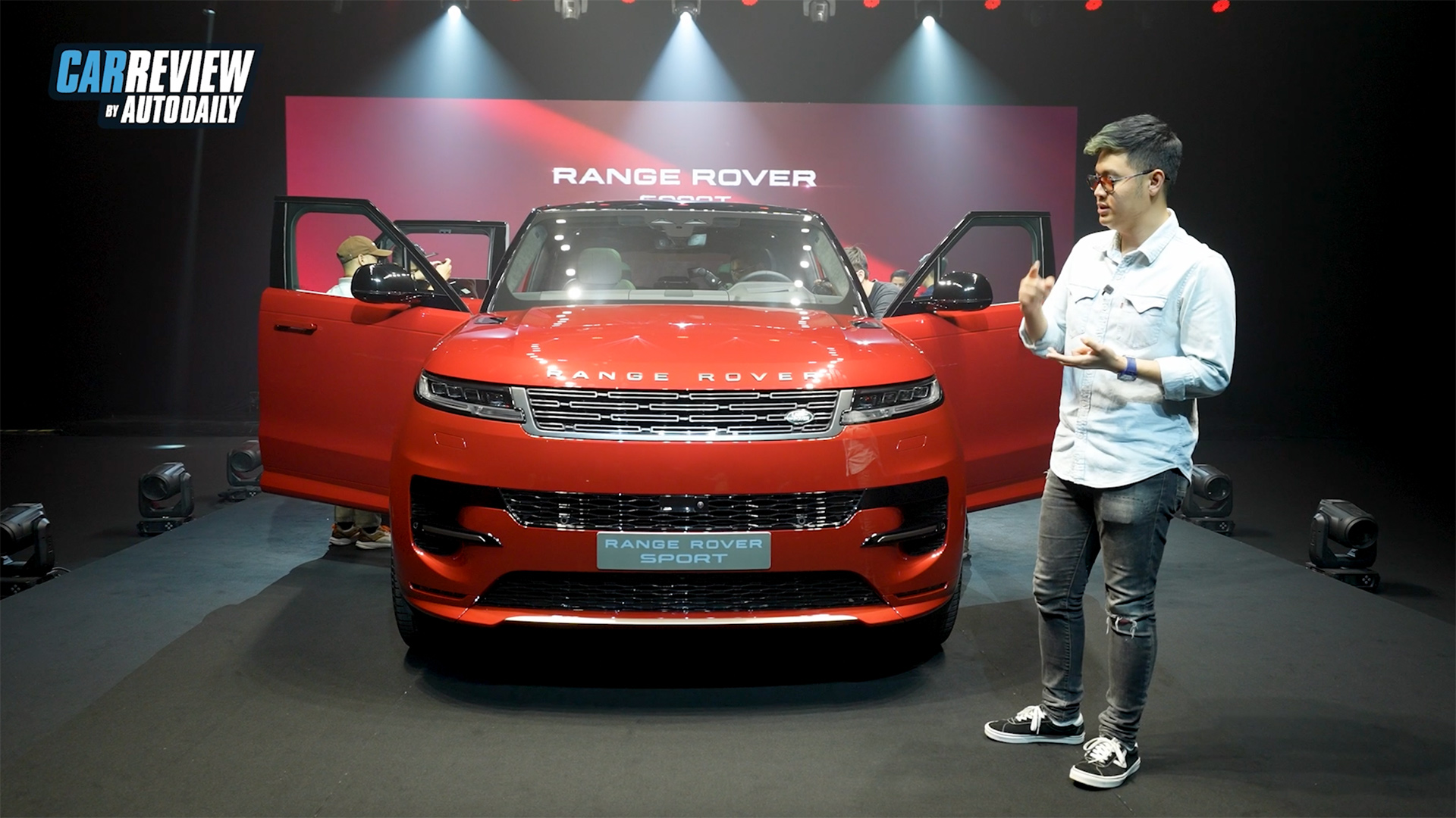 Trải nghiệm nhanh "hàng nóng" Range Rover Sport 2023 giá từ hơn 7,3 tỷ đồng