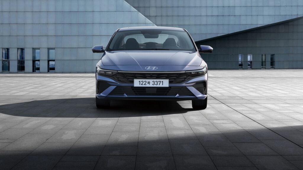 Lộ diện ngoại hình Hyundai Elantra 2024 với thiết kế đẹp mắt