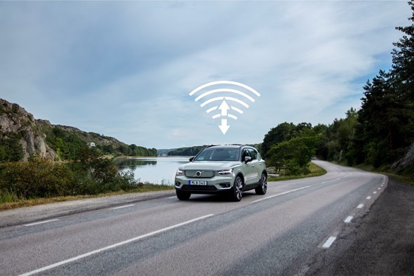 Volvo ra mắt tính năng cập nhật phần mềm từ xa cho xe