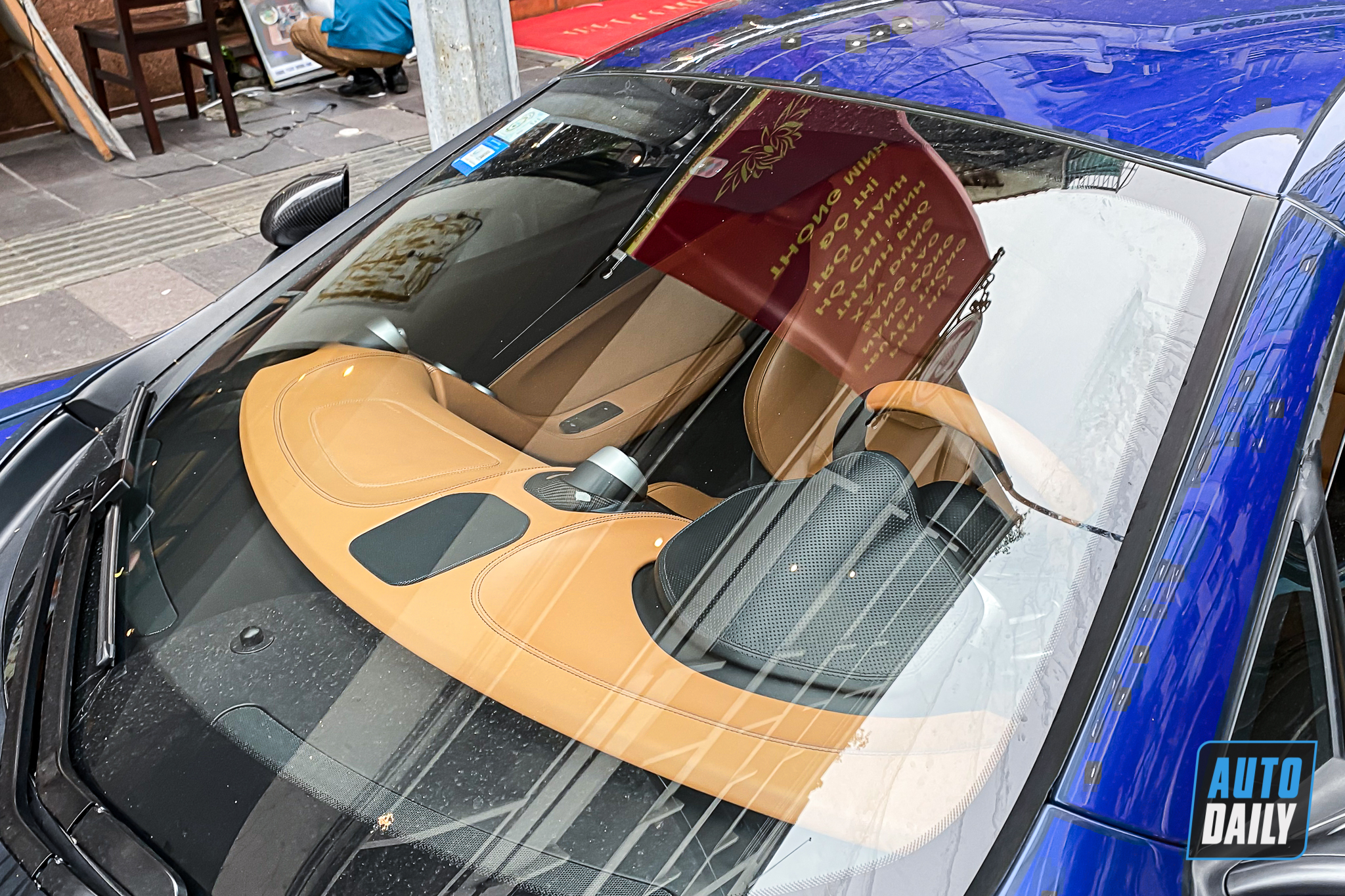 Khai tử được 6 năm, đại gia Việt vẫn chuộng McLaren 650S Coupe nhờ độ hiếm mclaren-650s-coupe-autodaily-9.JPG