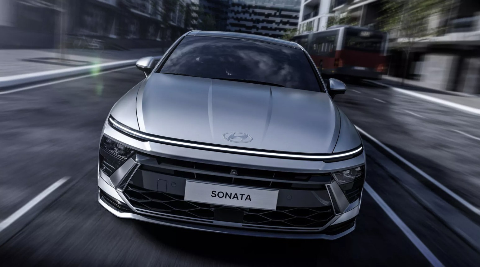 Hyundai Sonata 2024 debuts with a bold and sporty new design 2024-hyundai-sonata-6.jpg