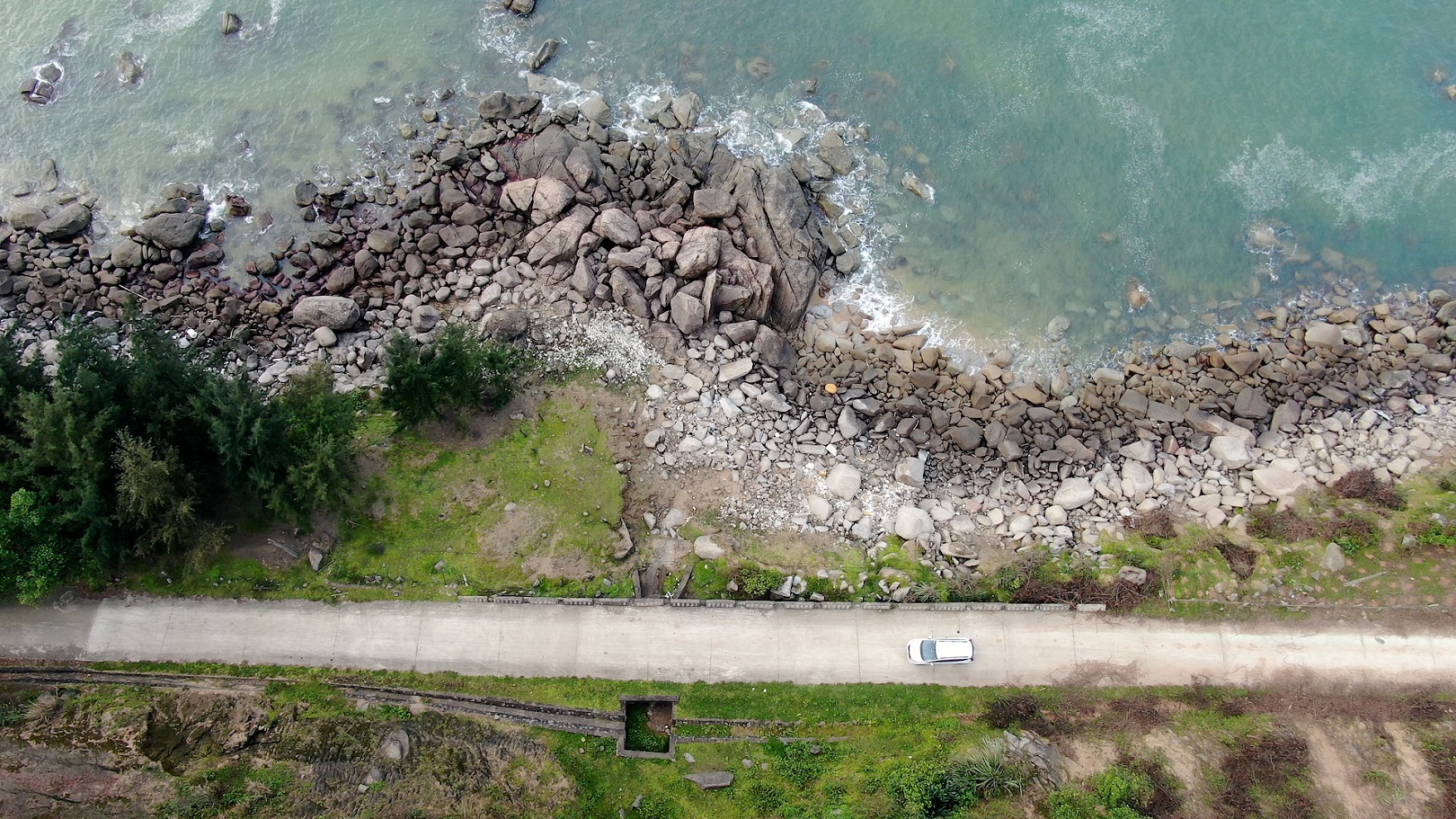 Cùng Mitsubishi Xpander Cross 2023 khám phá đường mòn Hồ Chí Minh lịch sử mitsubishi-xpander-cross-2023-autodaily-18.jpg