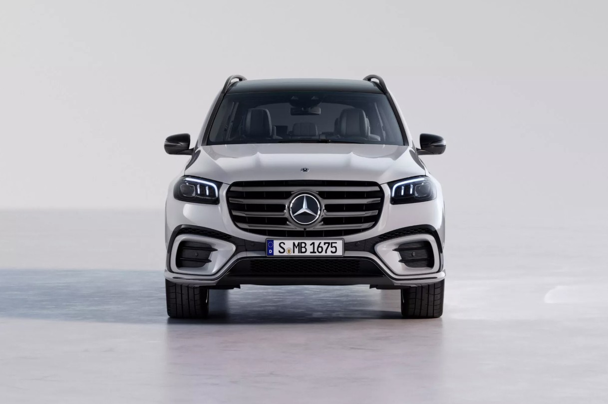 Mercedes-Benz GLS 2024 ra mắt: Sang trọng và cao cấp hơn