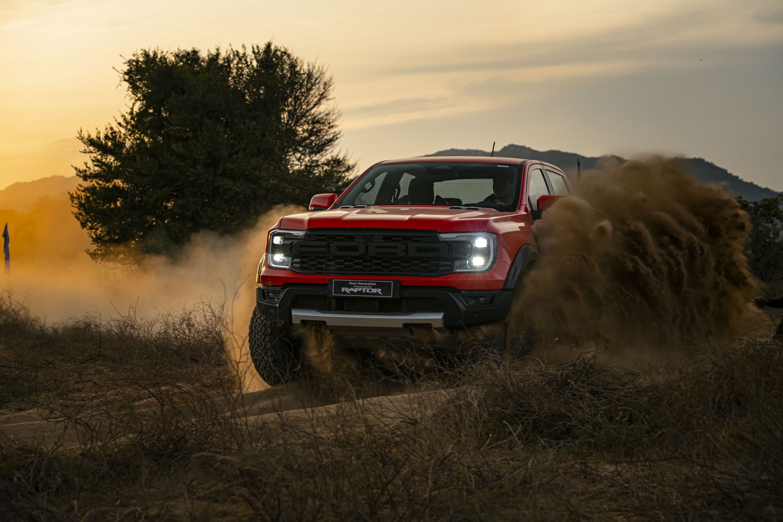 Vài dòng về Ranger Raptor 2023 ford-ranger-raptor-02.jpg